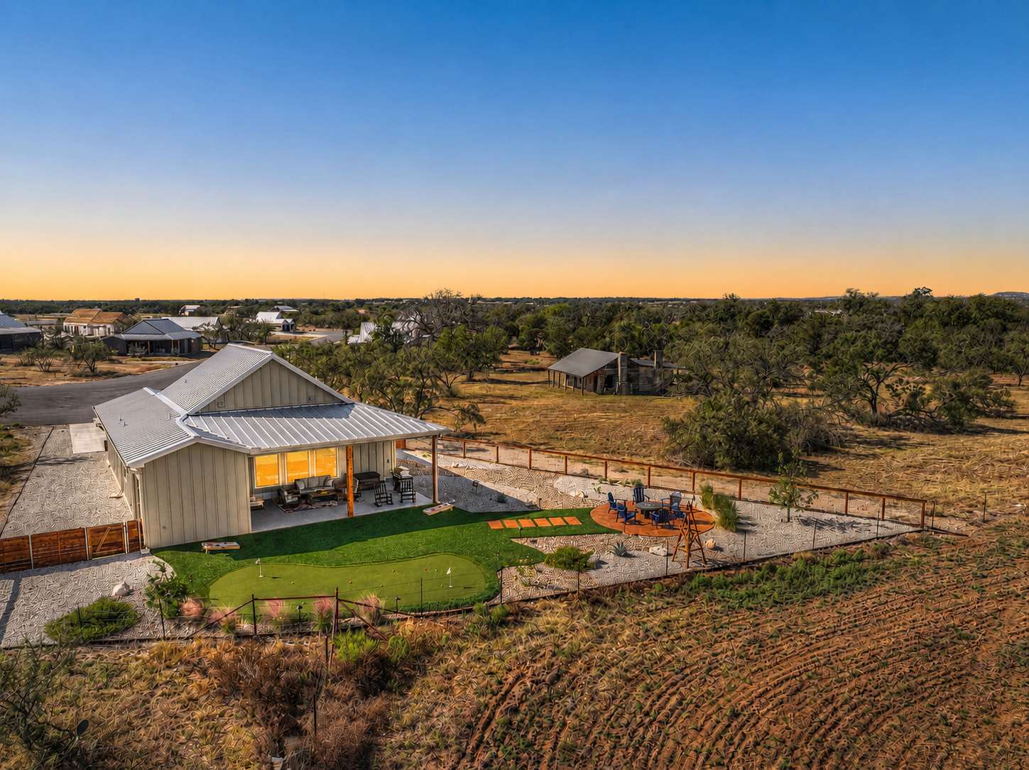 Vino Villa-Putting Green, Firepit,Hill Country Views