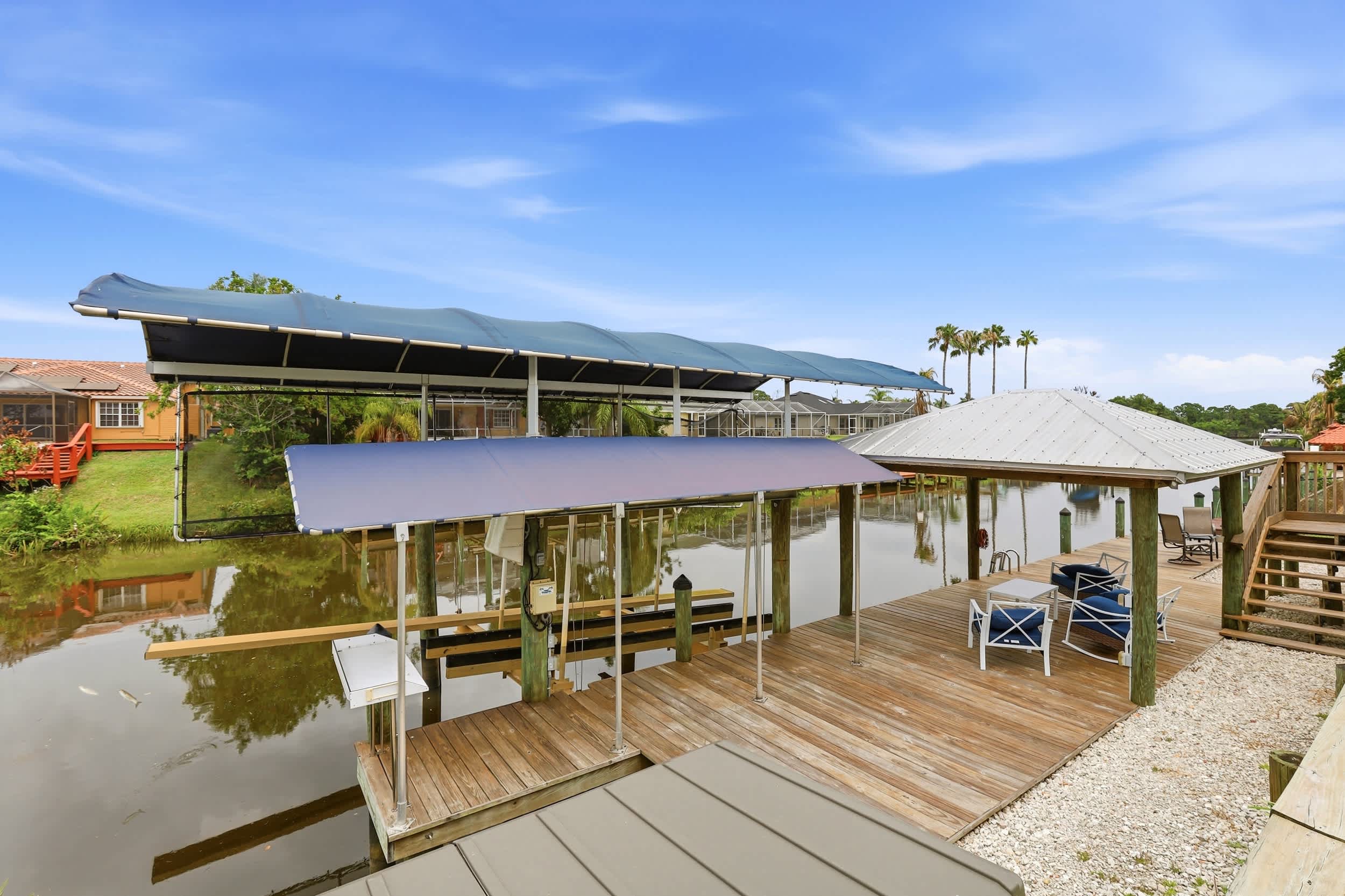 Waterfront Home Dock Boat Lift Close to Beach | Photo 2