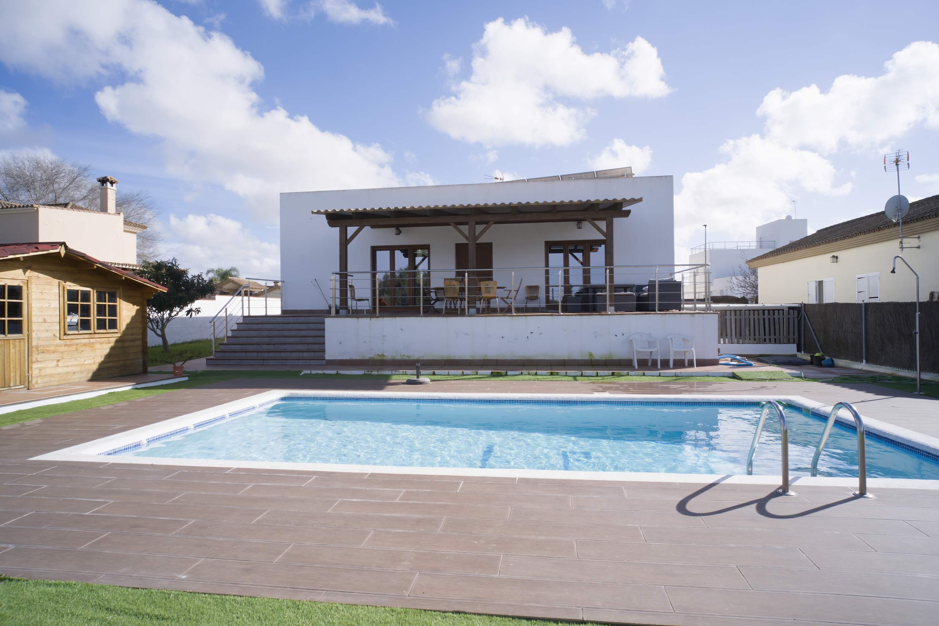 Casa privada con piscina y barbacoa en chiclana - image 3
