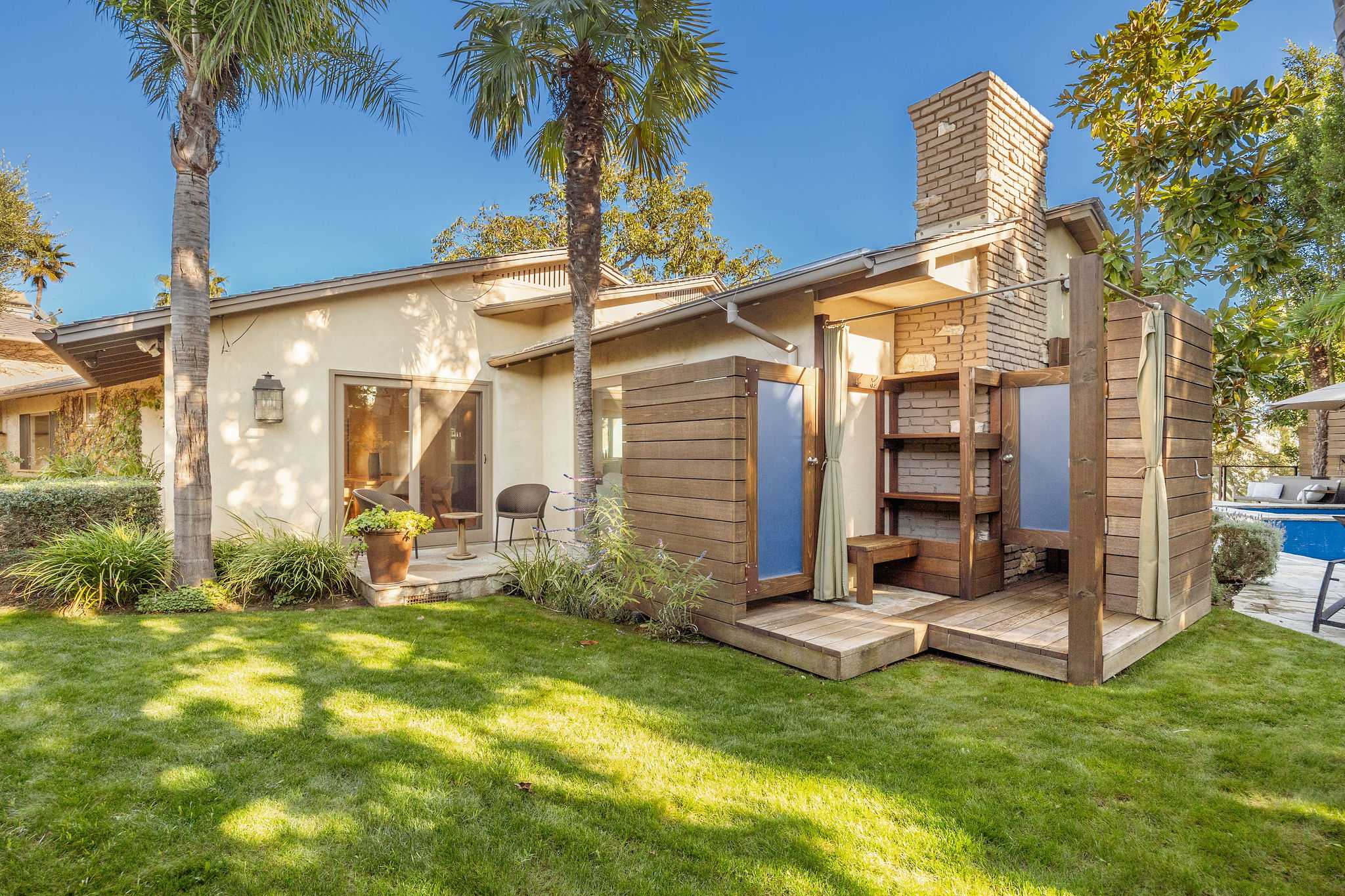 Solaris by Stay Awhile Villas