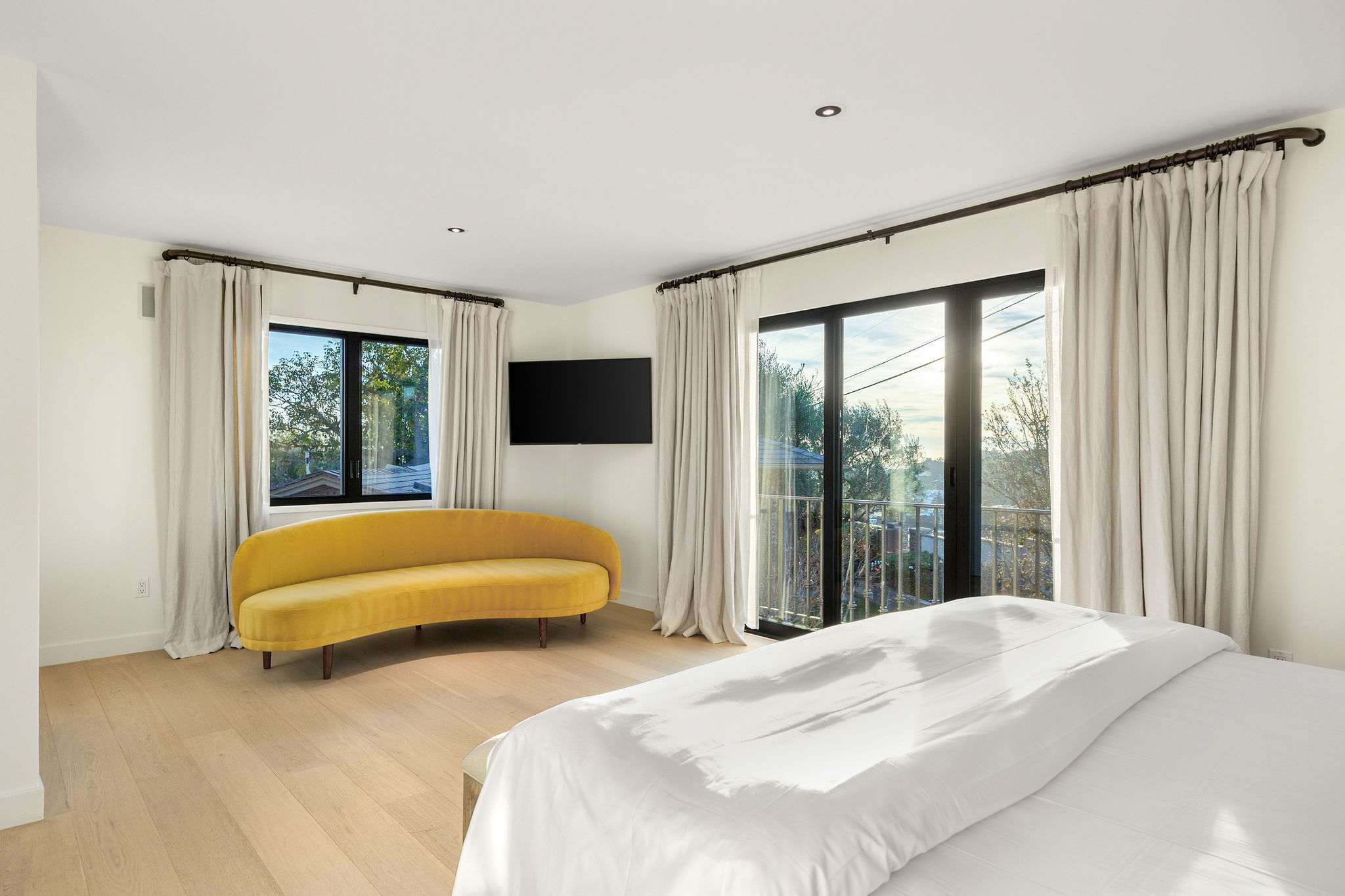 Solaris by Stay Awhile Villas