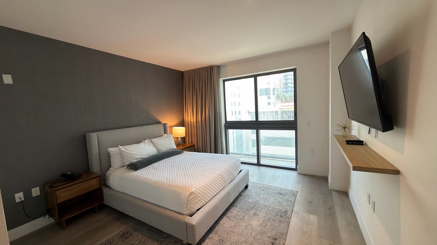 Brickell Studio - Pool & Gym Access