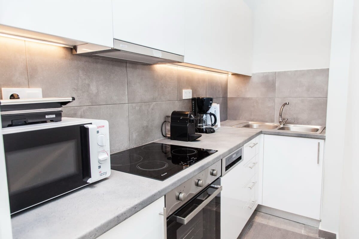 View 3