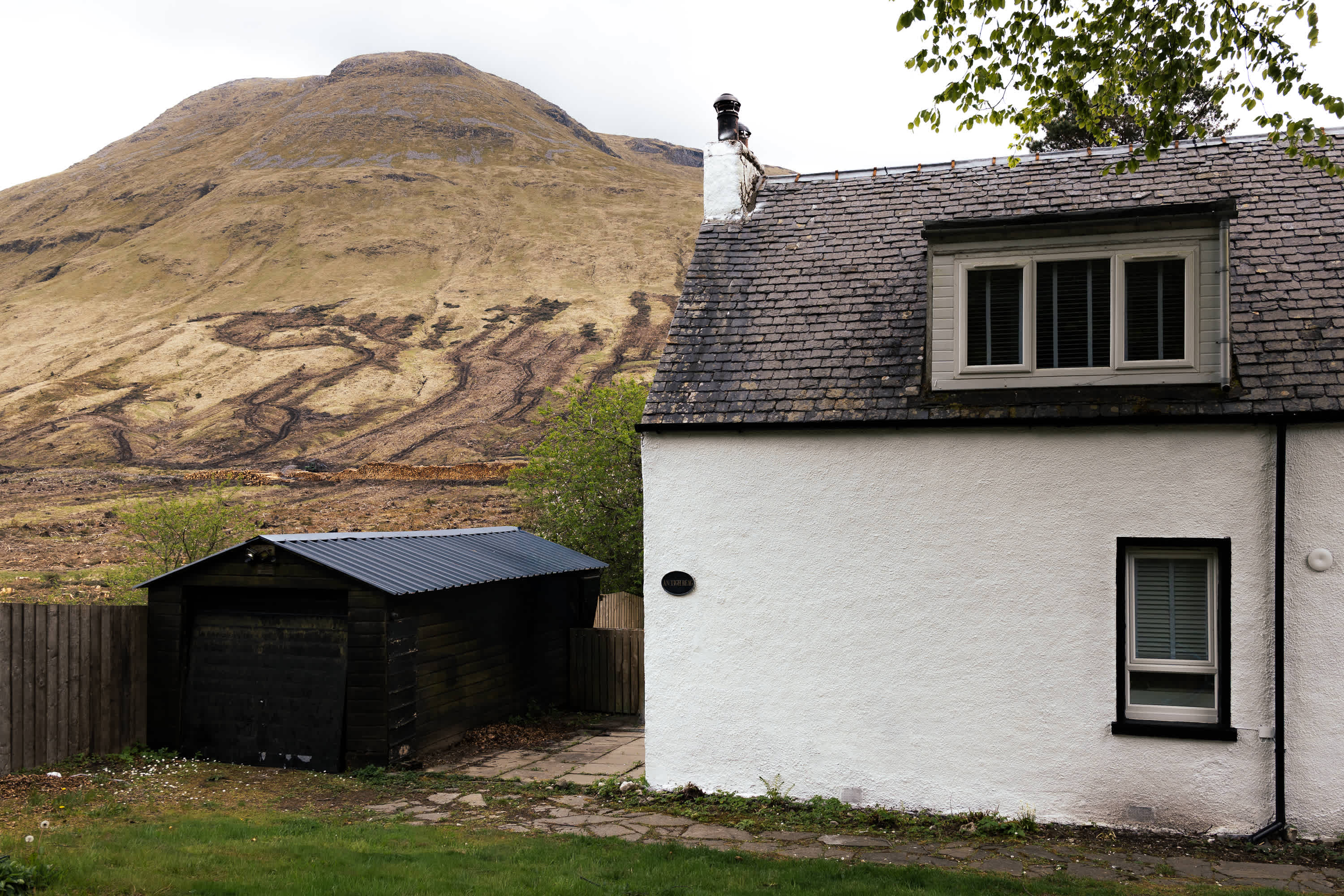 The Ultimate Highland Escape - a gateway to Glencoe in Glen Lochy, Old Military Road FK20 8SB - Property image 5 - VivreStays