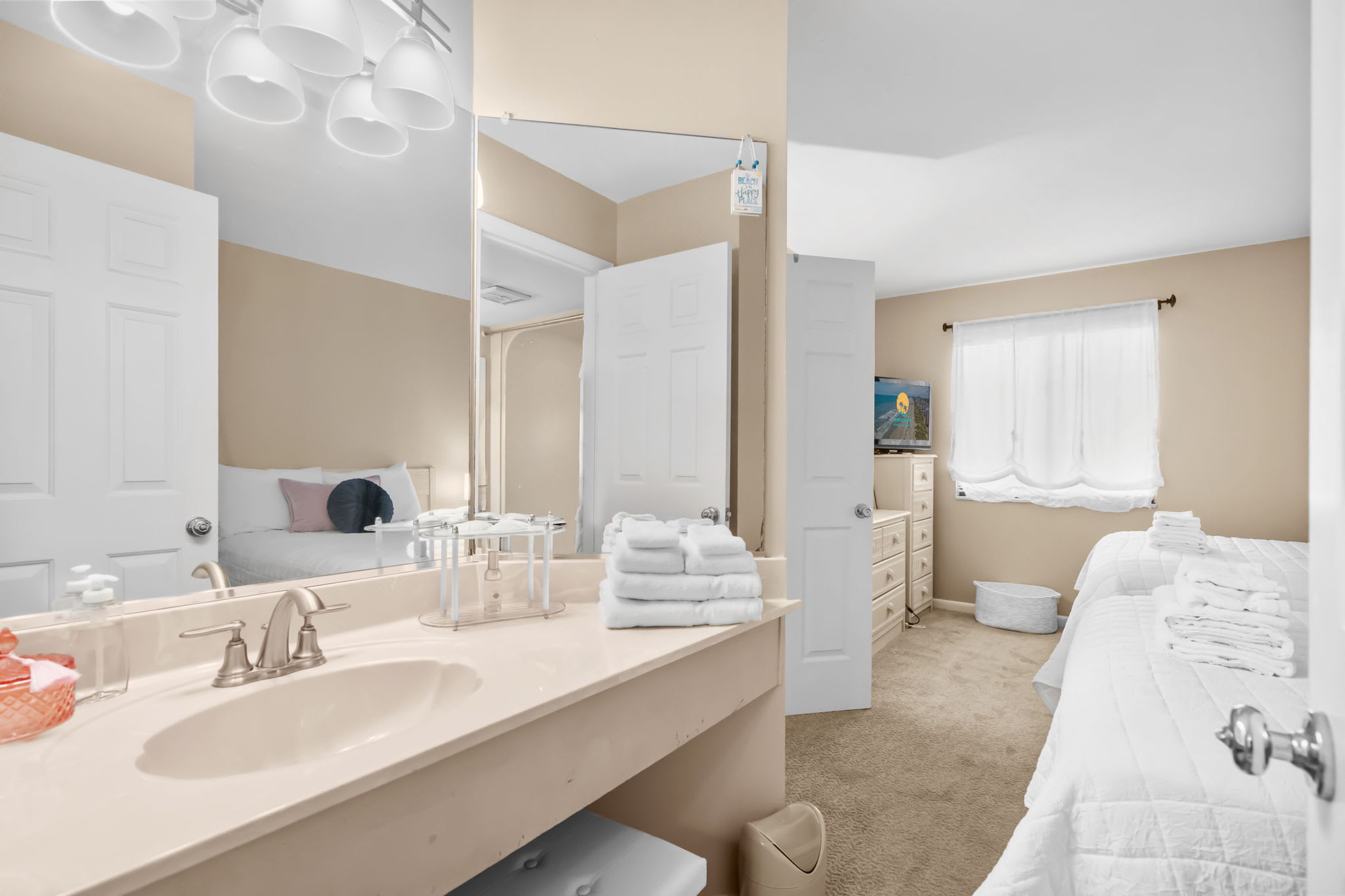 Ocean Forest Plaza Unit 1212 Oceanfront | Photo 18
