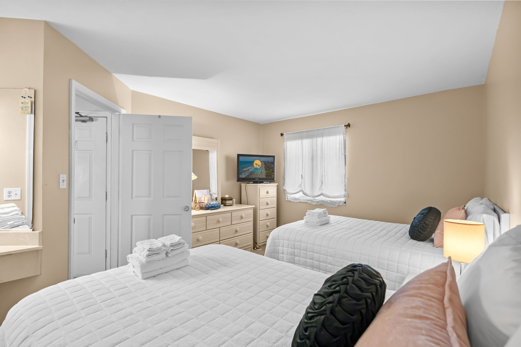 Ocean Forest Plaza Unit 1212 Oceanfront | Photo 17