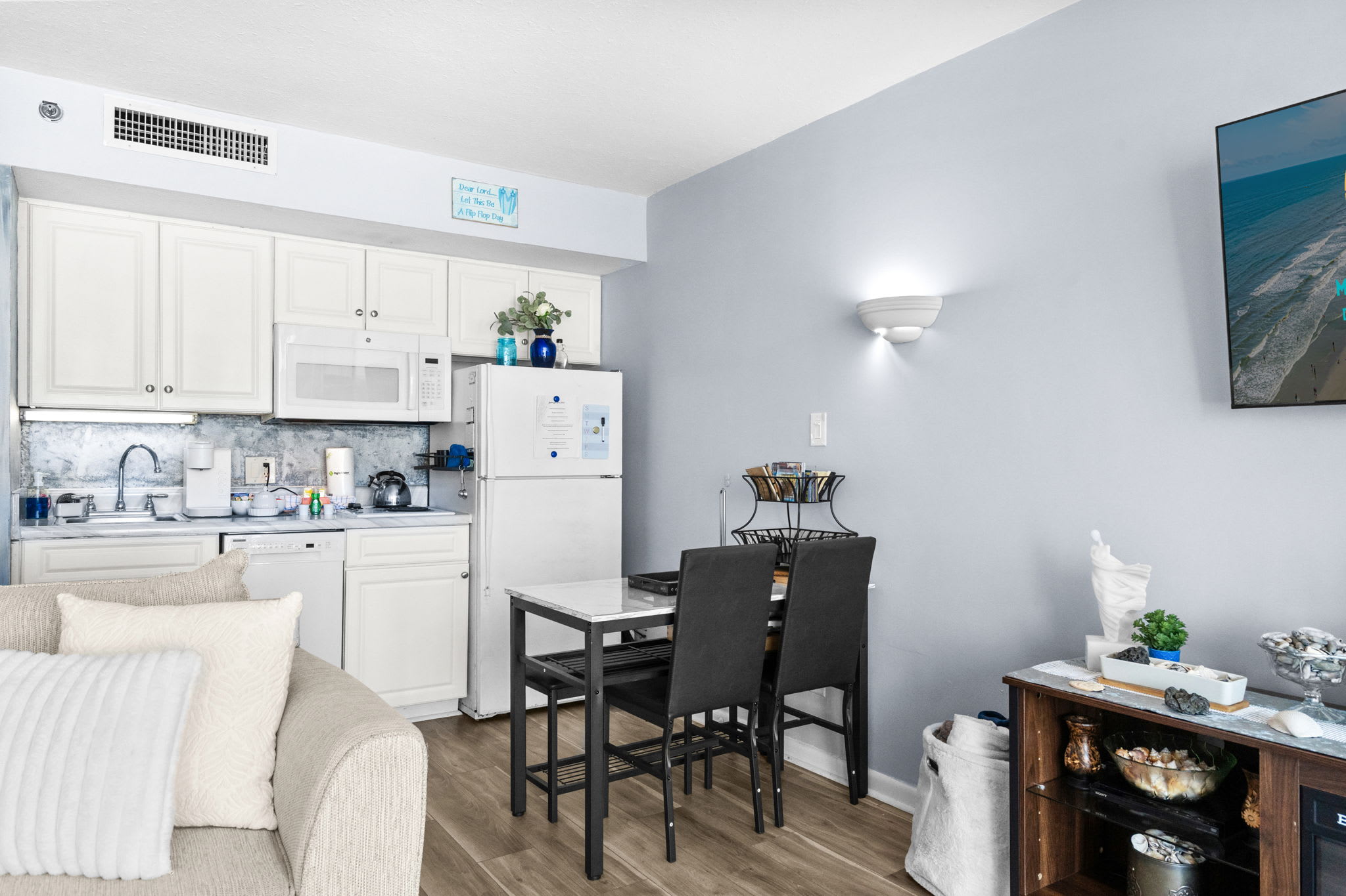 Ocean Forest Plaza Unit 1212 Oceanfront | Photo 10