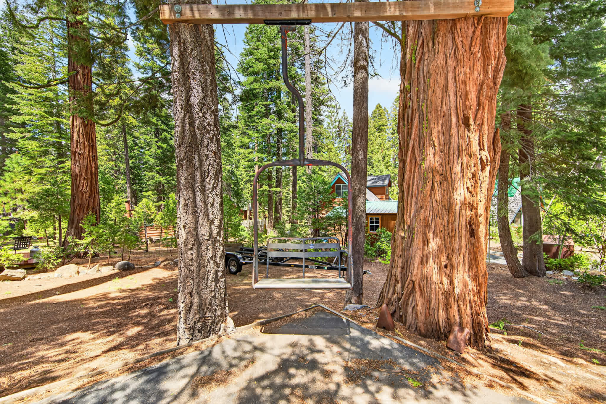 A little Tahoe charm hangs here