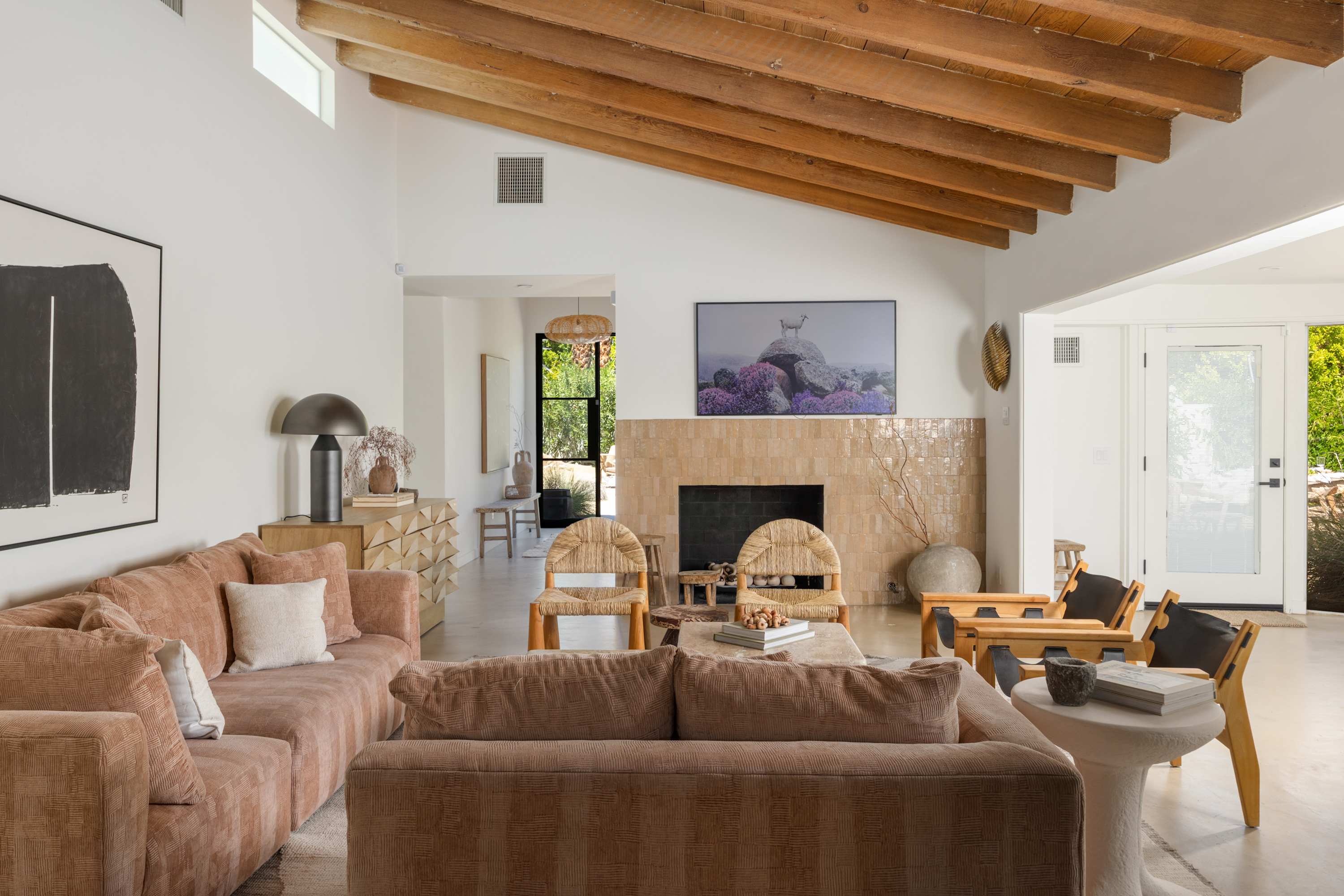 Living Room | San Simian in Palm Springs, California by Luxus Vacation Properties