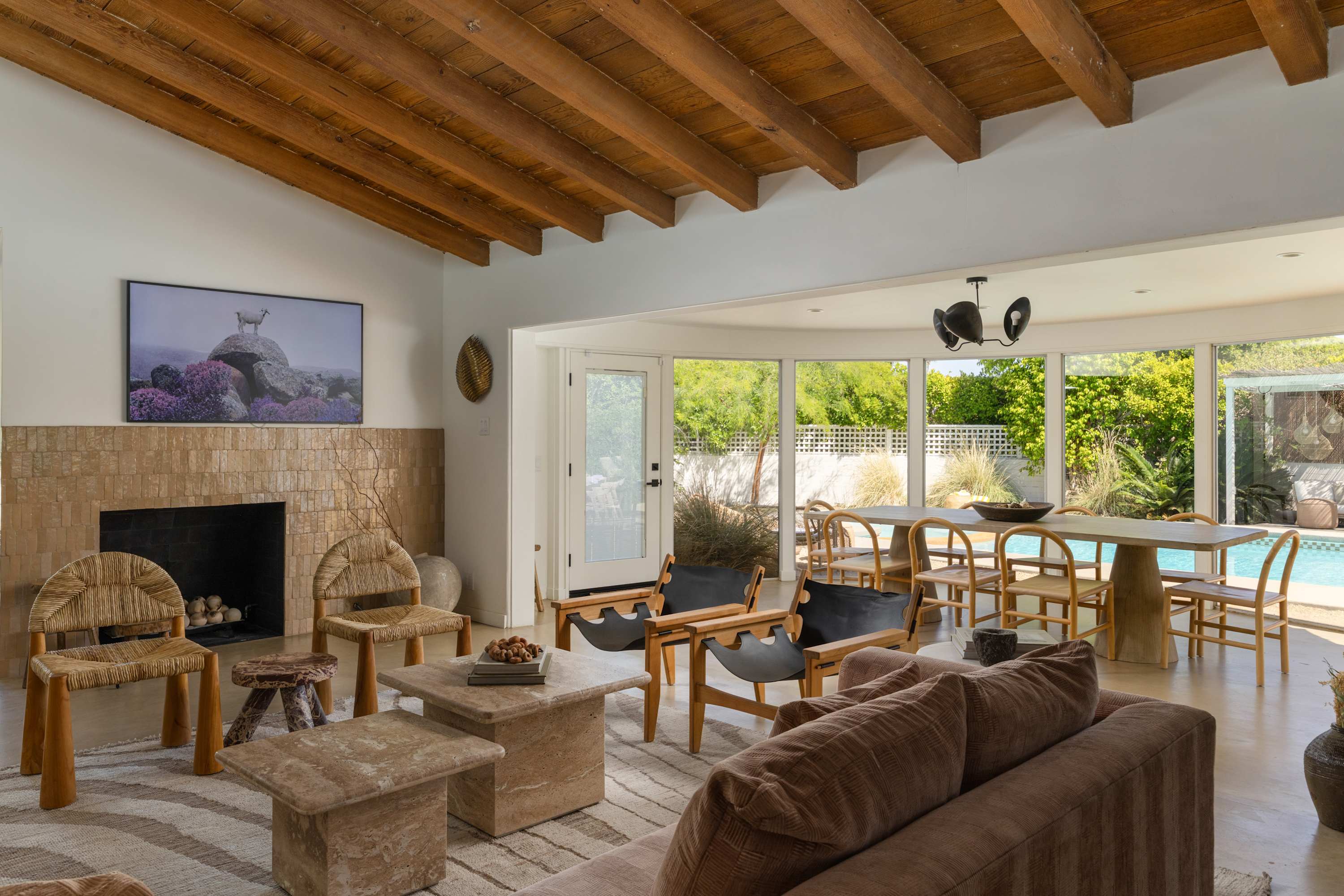 Living Room | San Simian in Palm Springs, California by Luxus Vacation Properties