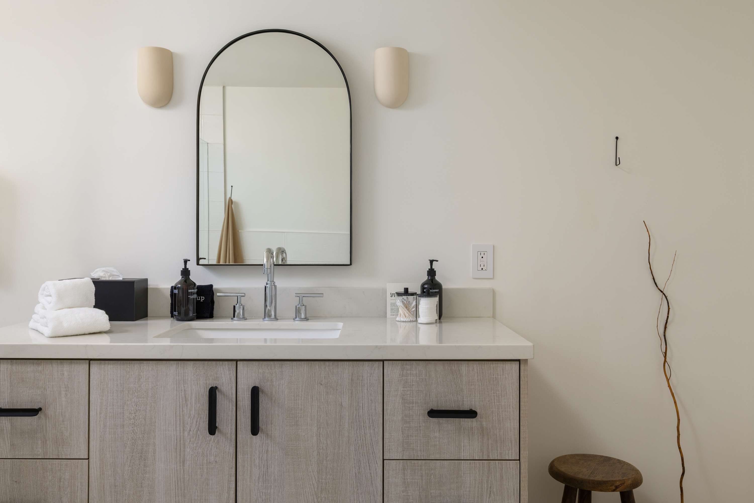 Bathroom 2 | San Simian in Palm Springs, California by Luxus Vacation Properties