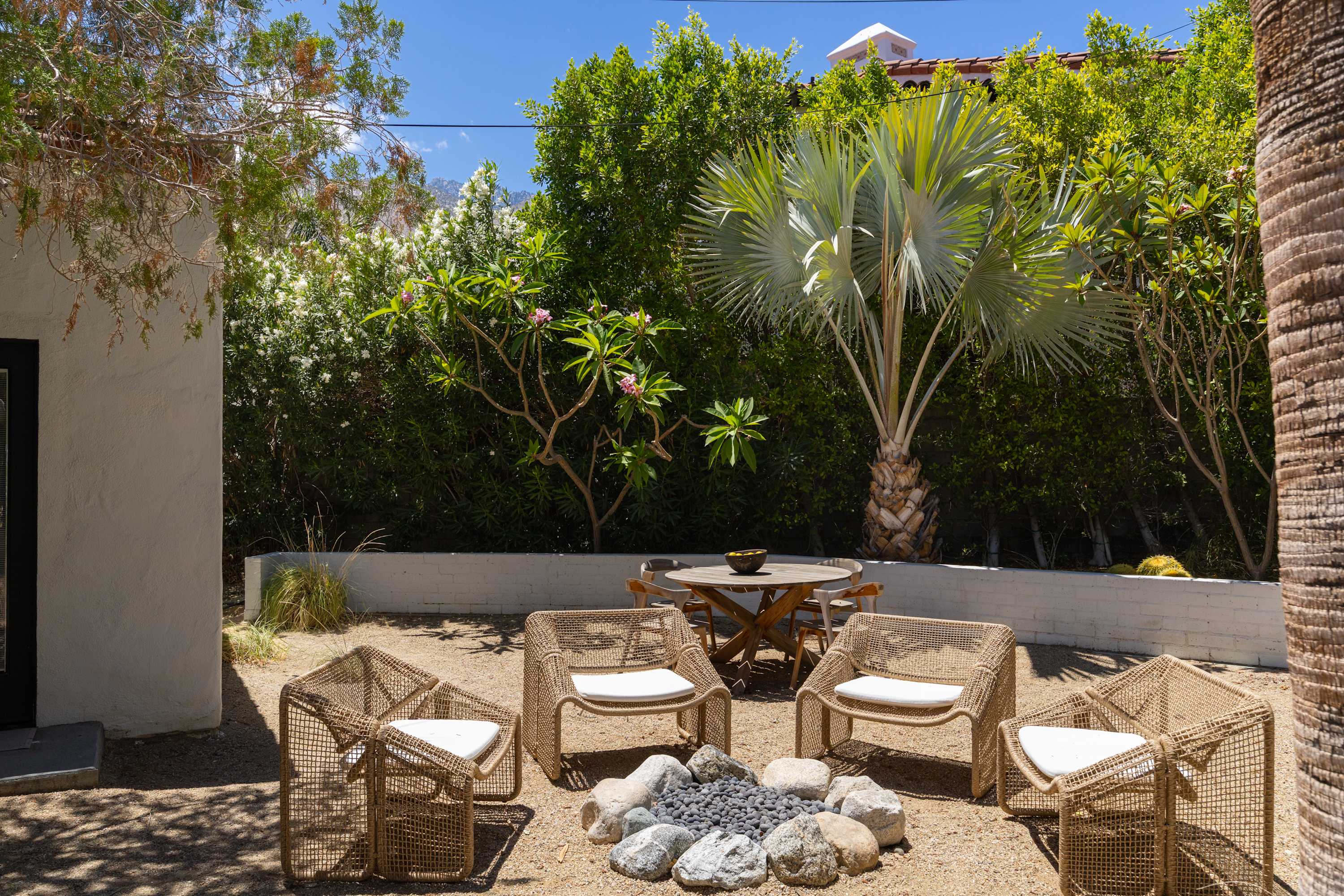 Backyard | San Simian in Palm Springs, California by Luxus Vacation Properties
