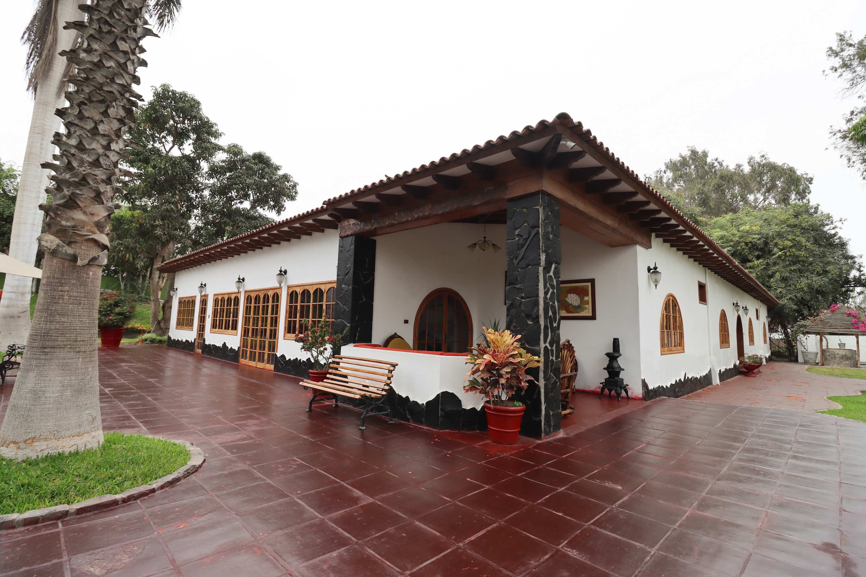 W*| Spacious 12br Stay W/ Pool, Bbq In Pachacamac - Peru