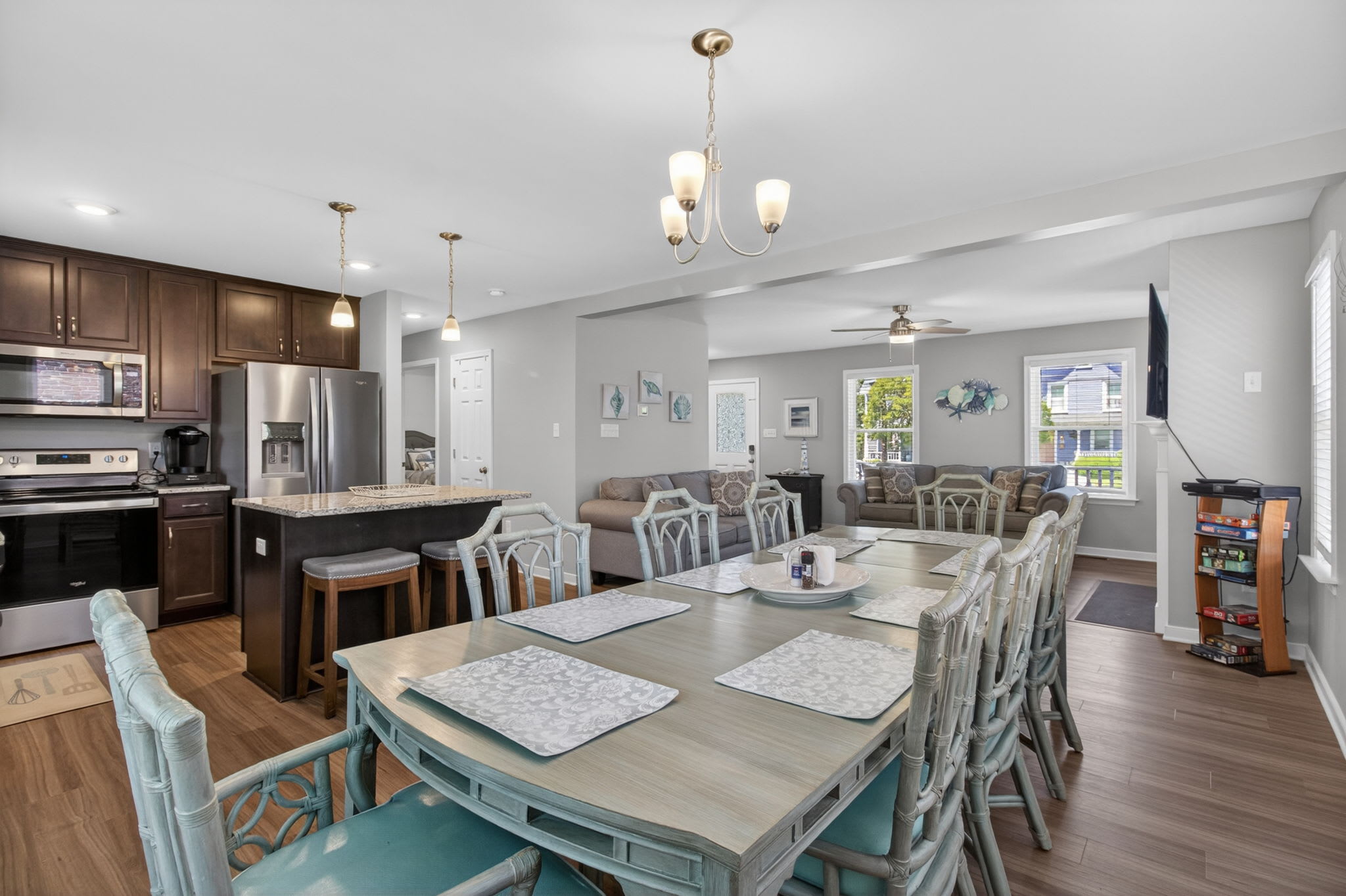 Ocean Breeze - Chesapeake Properties