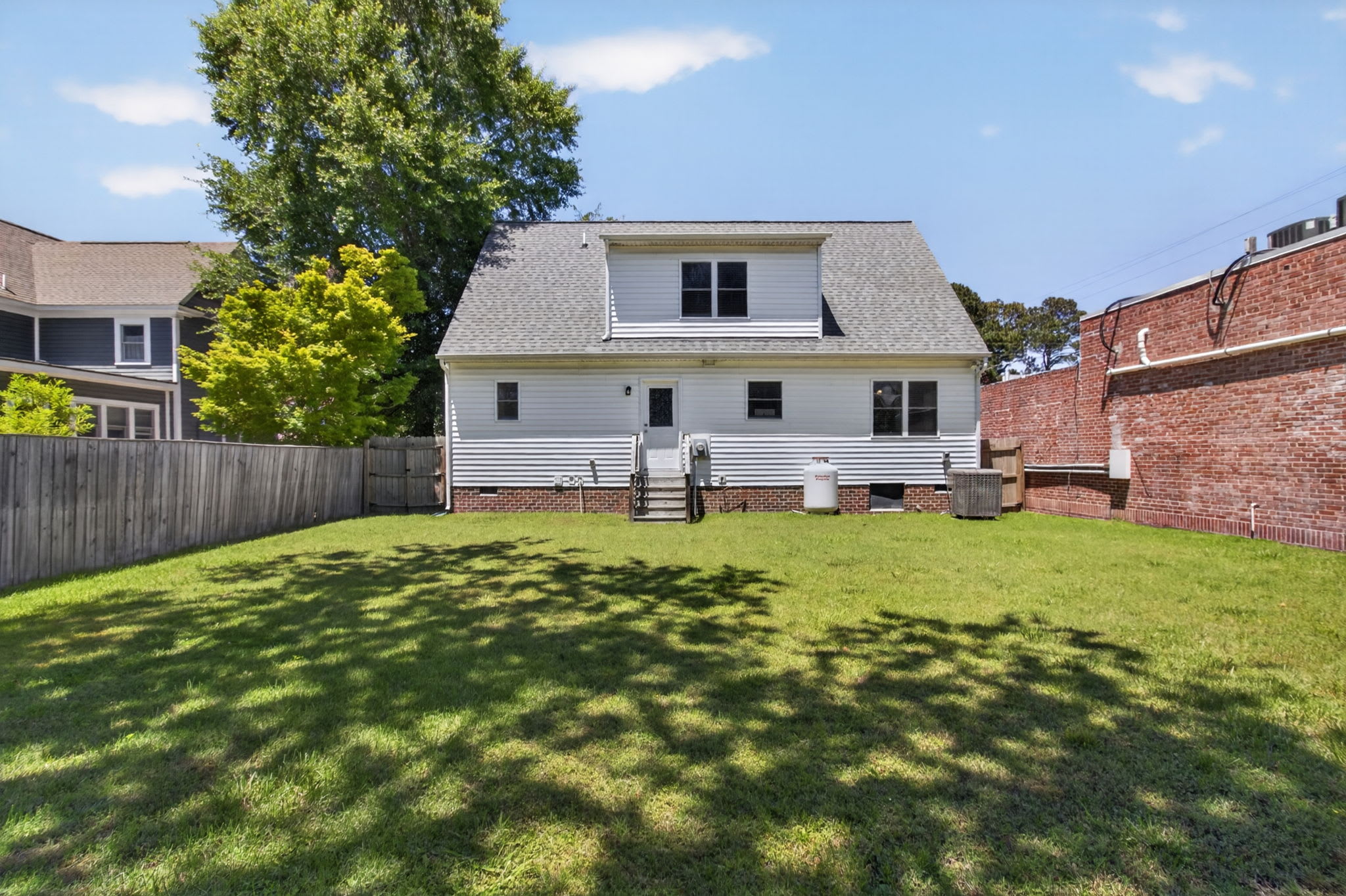 Ocean Breeze - Chesapeake Properties