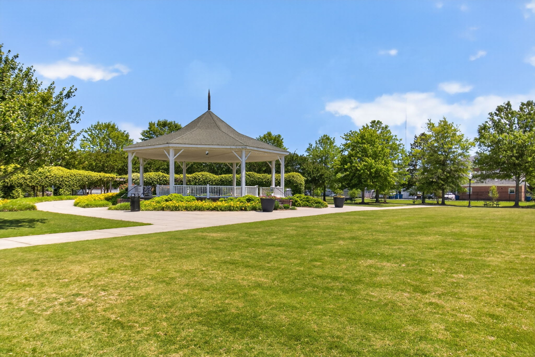 Ocean Breeze - Chesapeake Properties