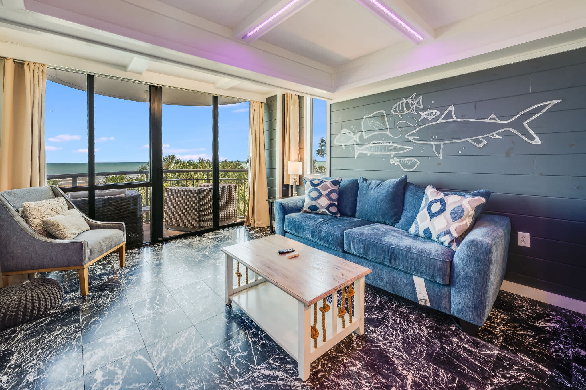 Meridian Plaza 204 - 1 Bedroom - Big Fish Rentals