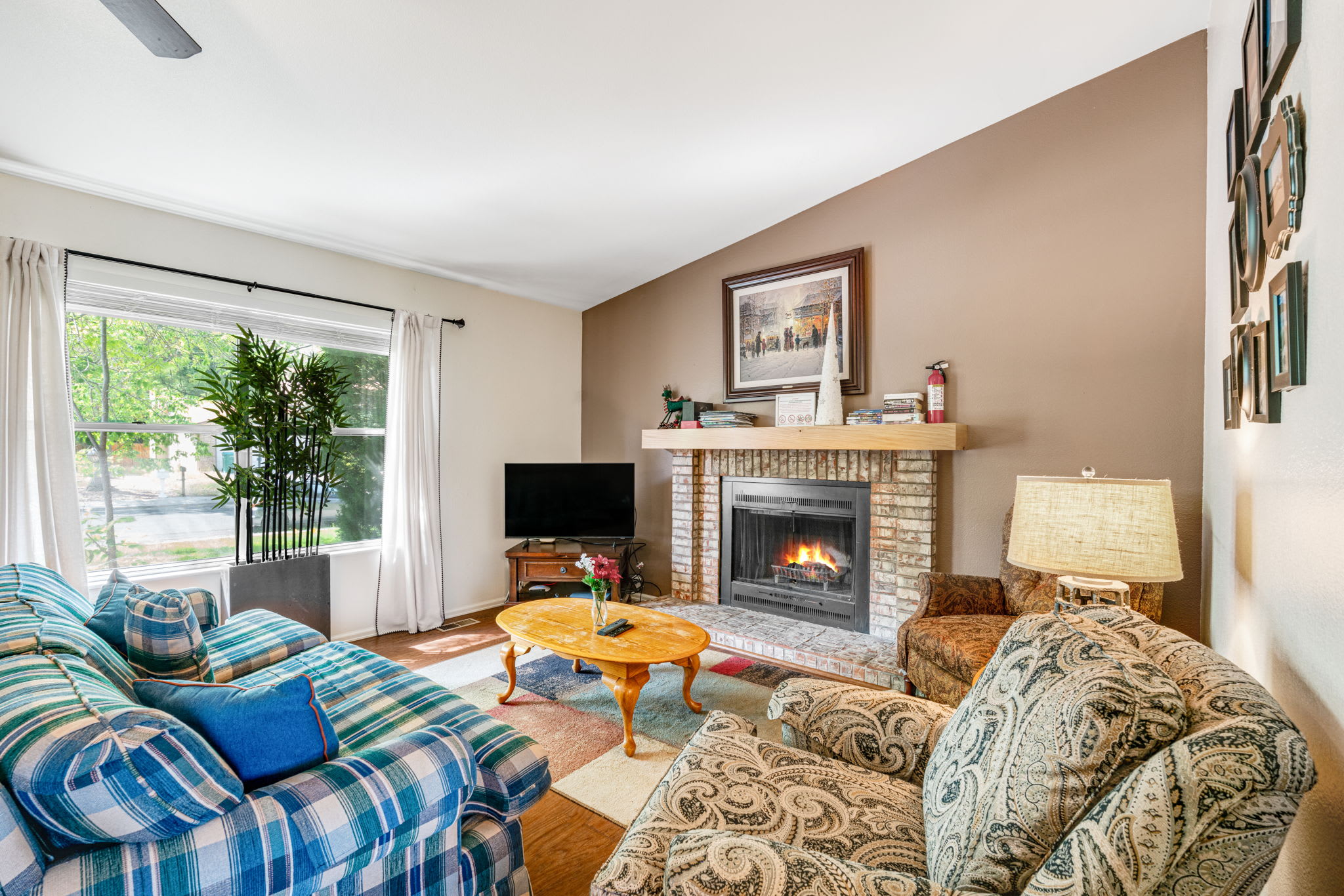 4bd Cheyenne Mountain House With Hot Tub And Grill - Colorado