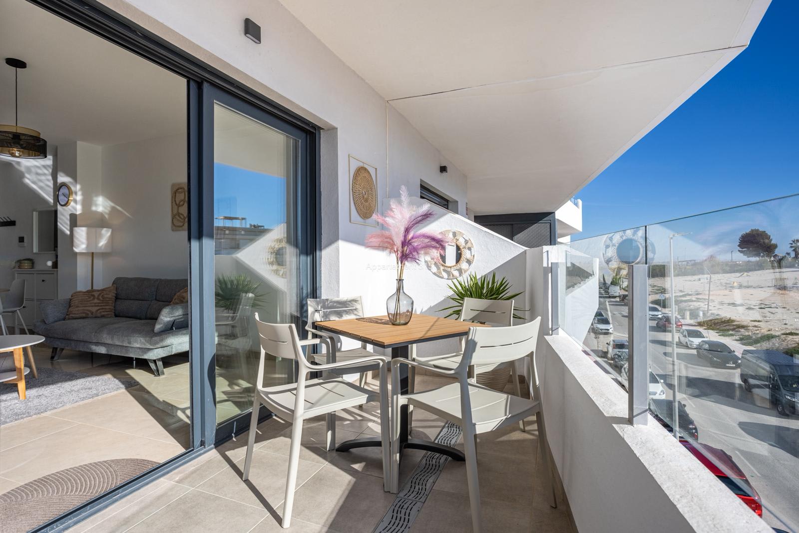 Calle Verdi 20, 03193 San Miguel de Salinas, Spain