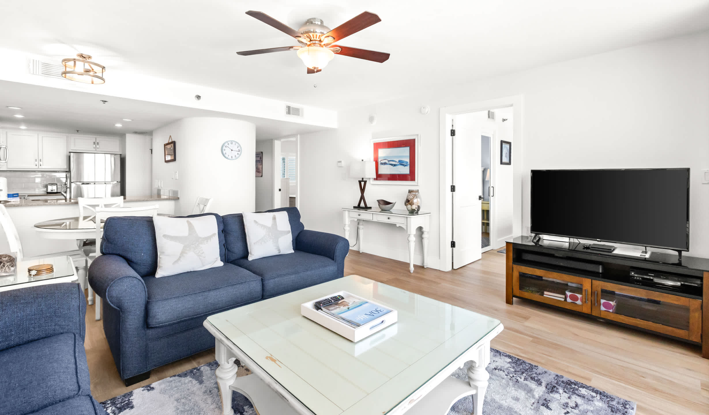 One Seagrove Place 0908 | Photo 14