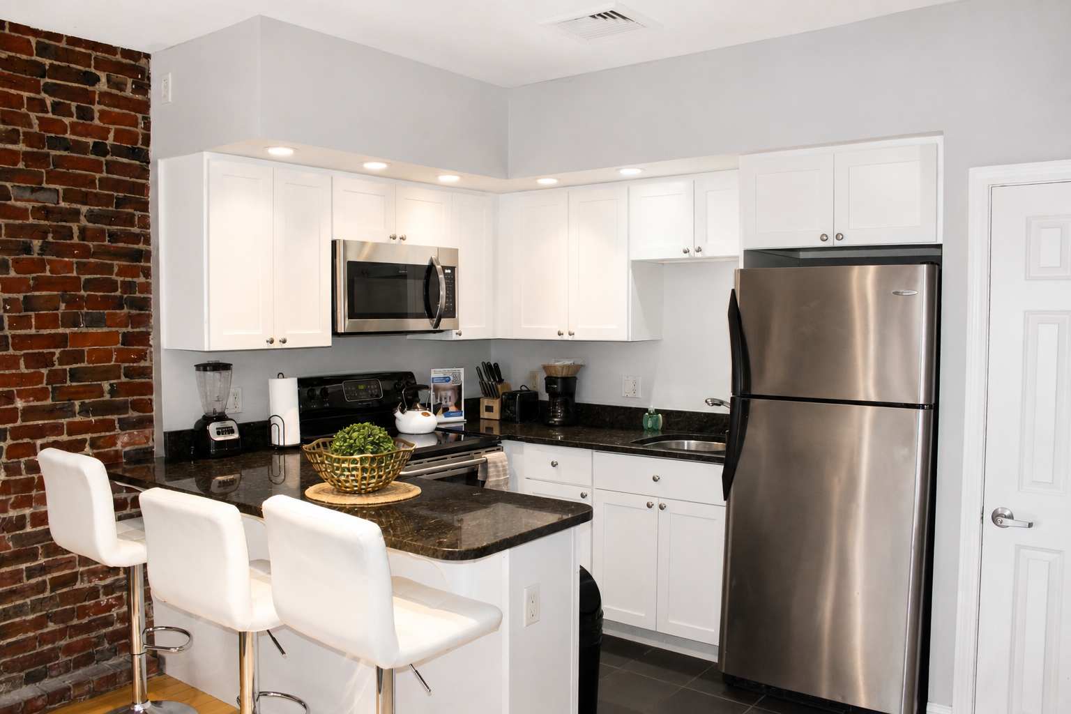 Near Boston Common, North End & Tufts Medical Center, Ground Level...