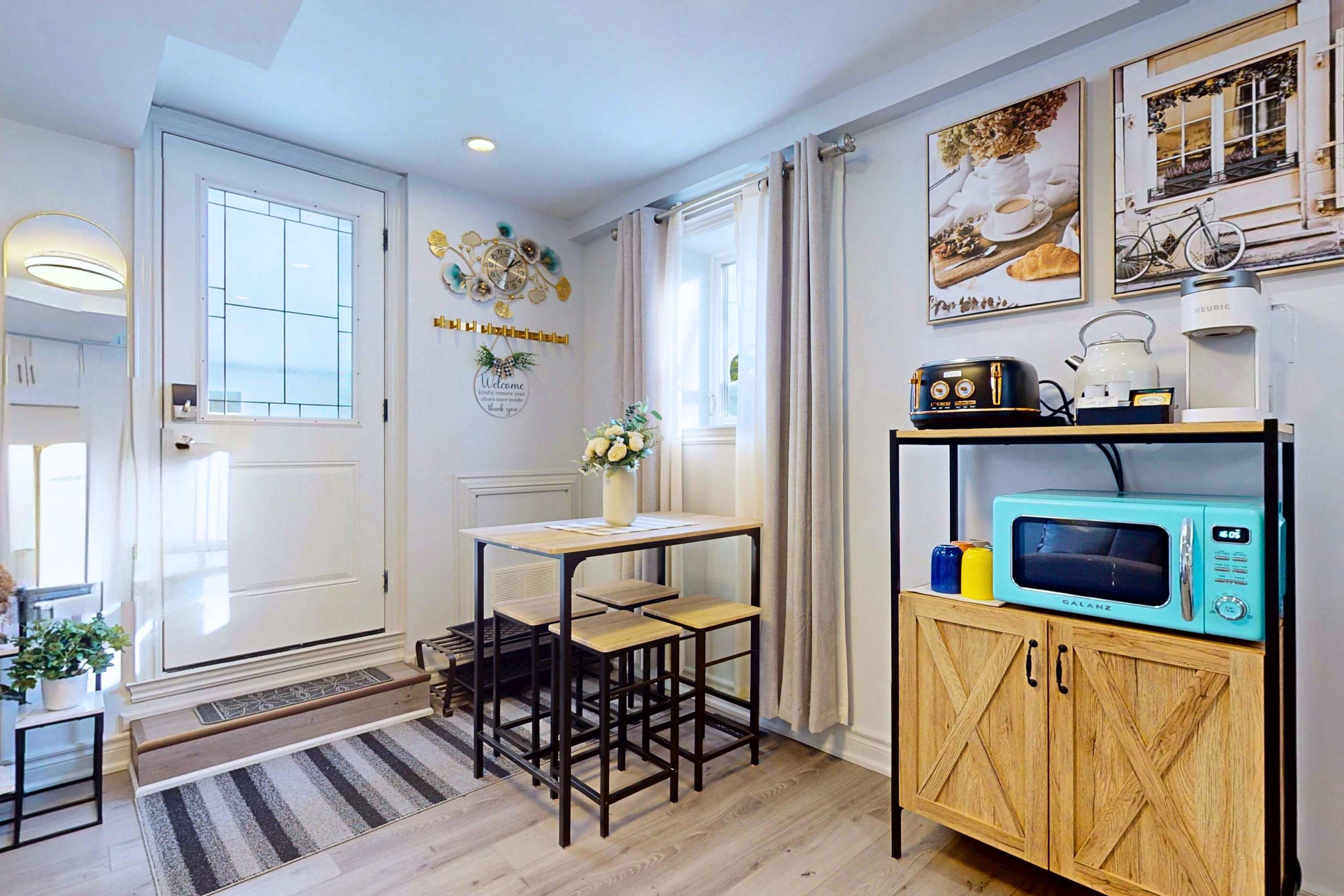 Brand New Basement Suite w Parking Laundry | Photo 2