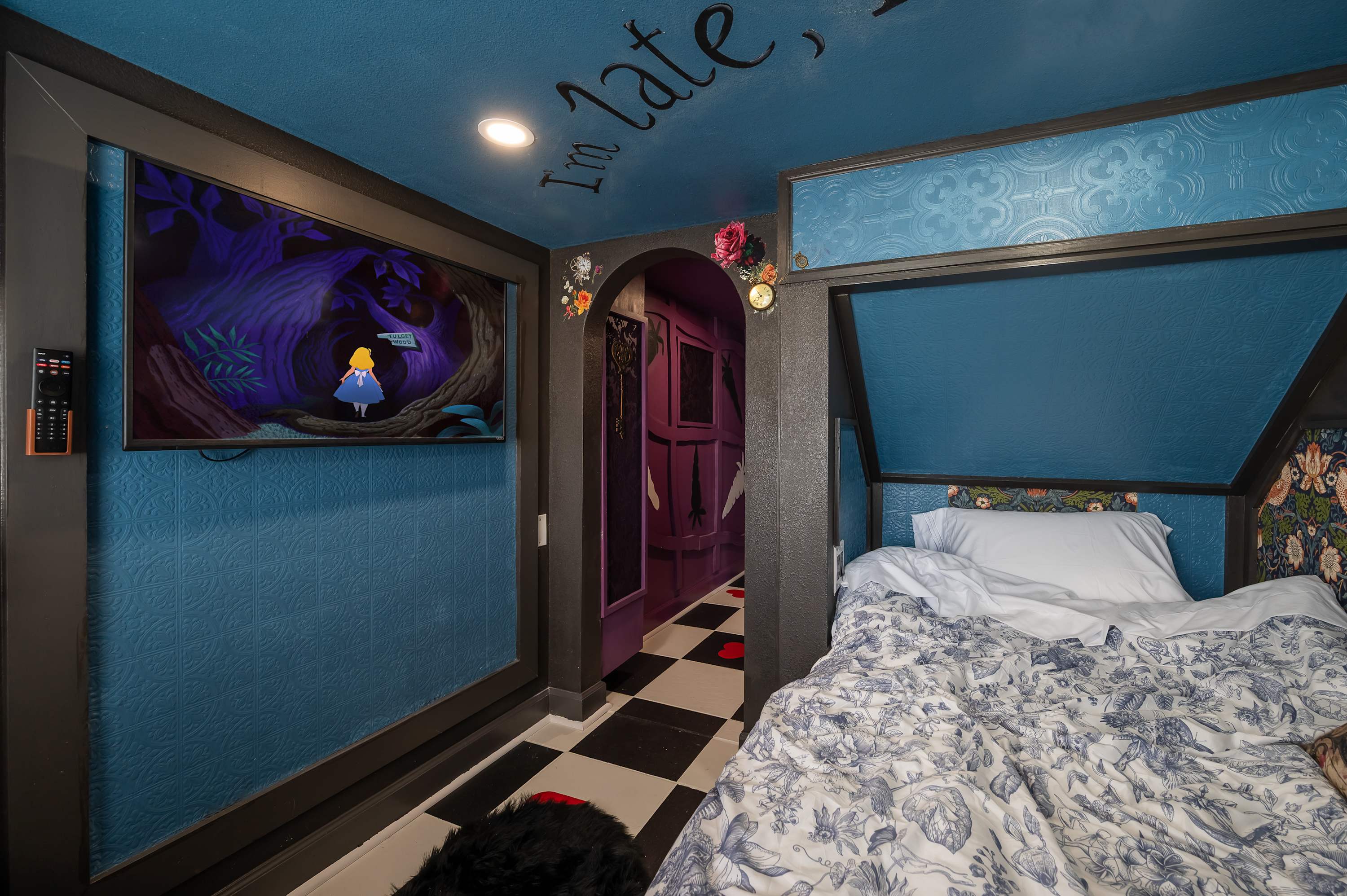 Wonderland home at Reunion w/ pool & Cinema