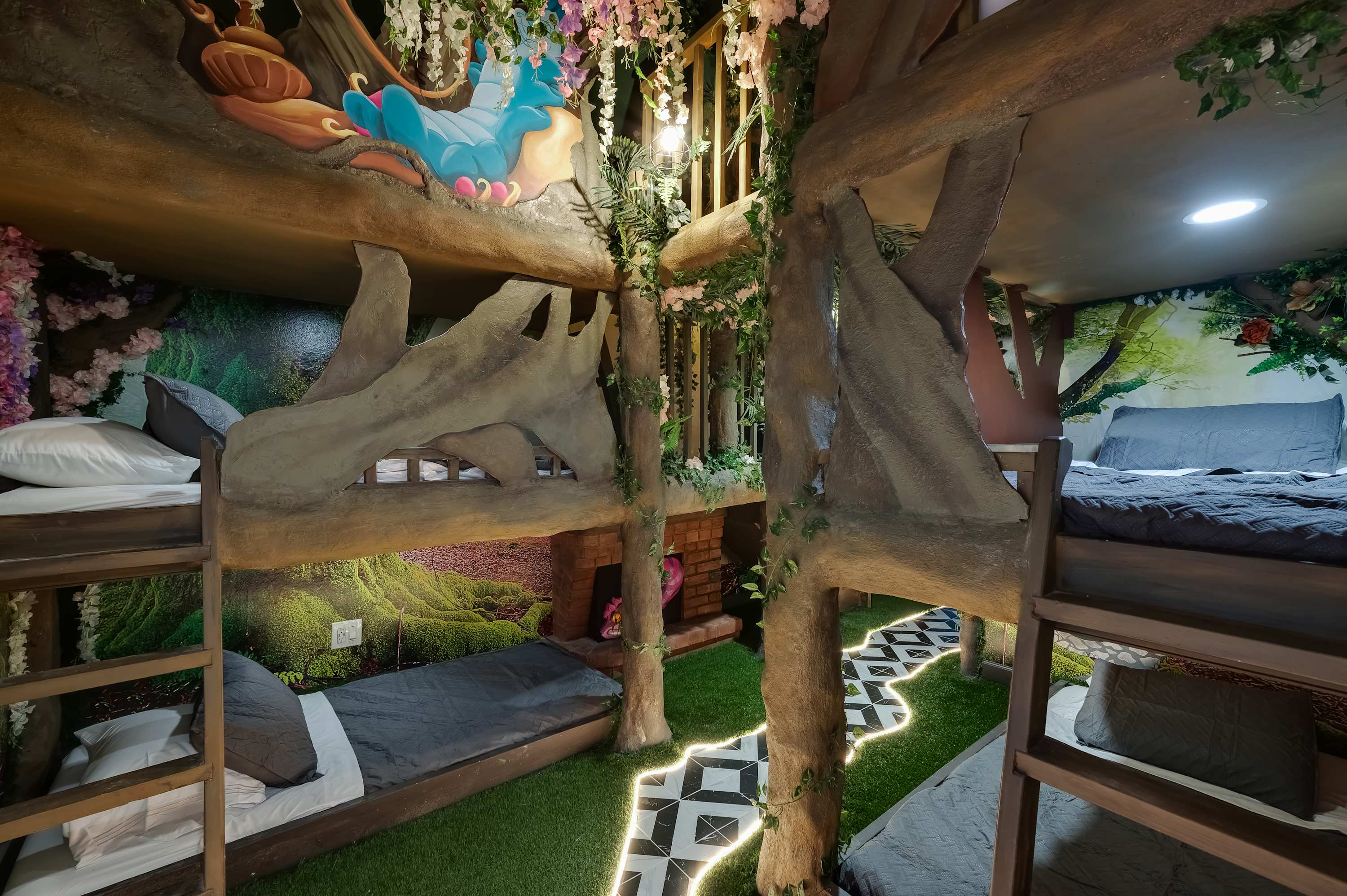 Wonderland home at Reunion w/ pool & Cinema