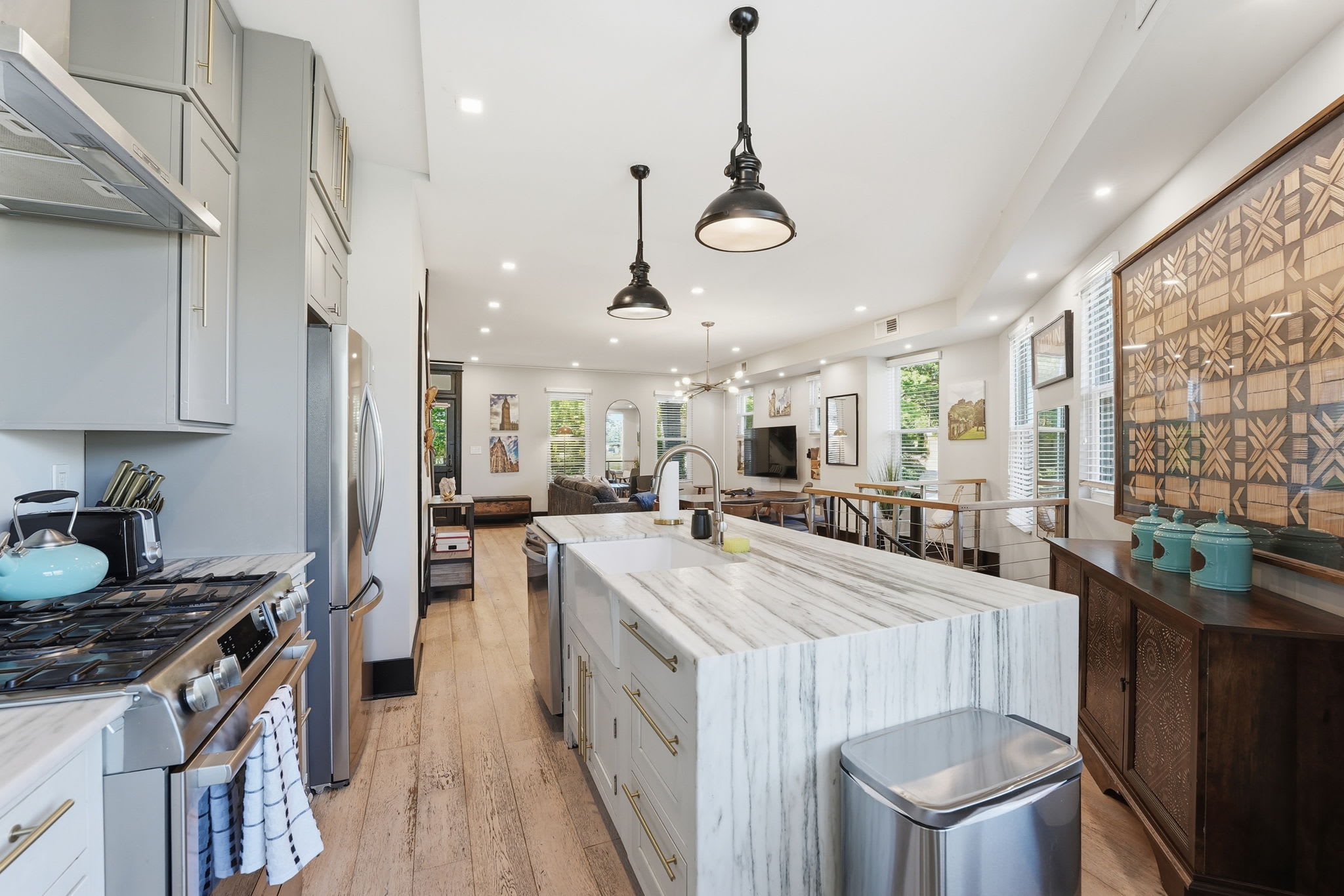 DC Luxury Townhouse: Rooftop, 5BR, Groups/Getaways