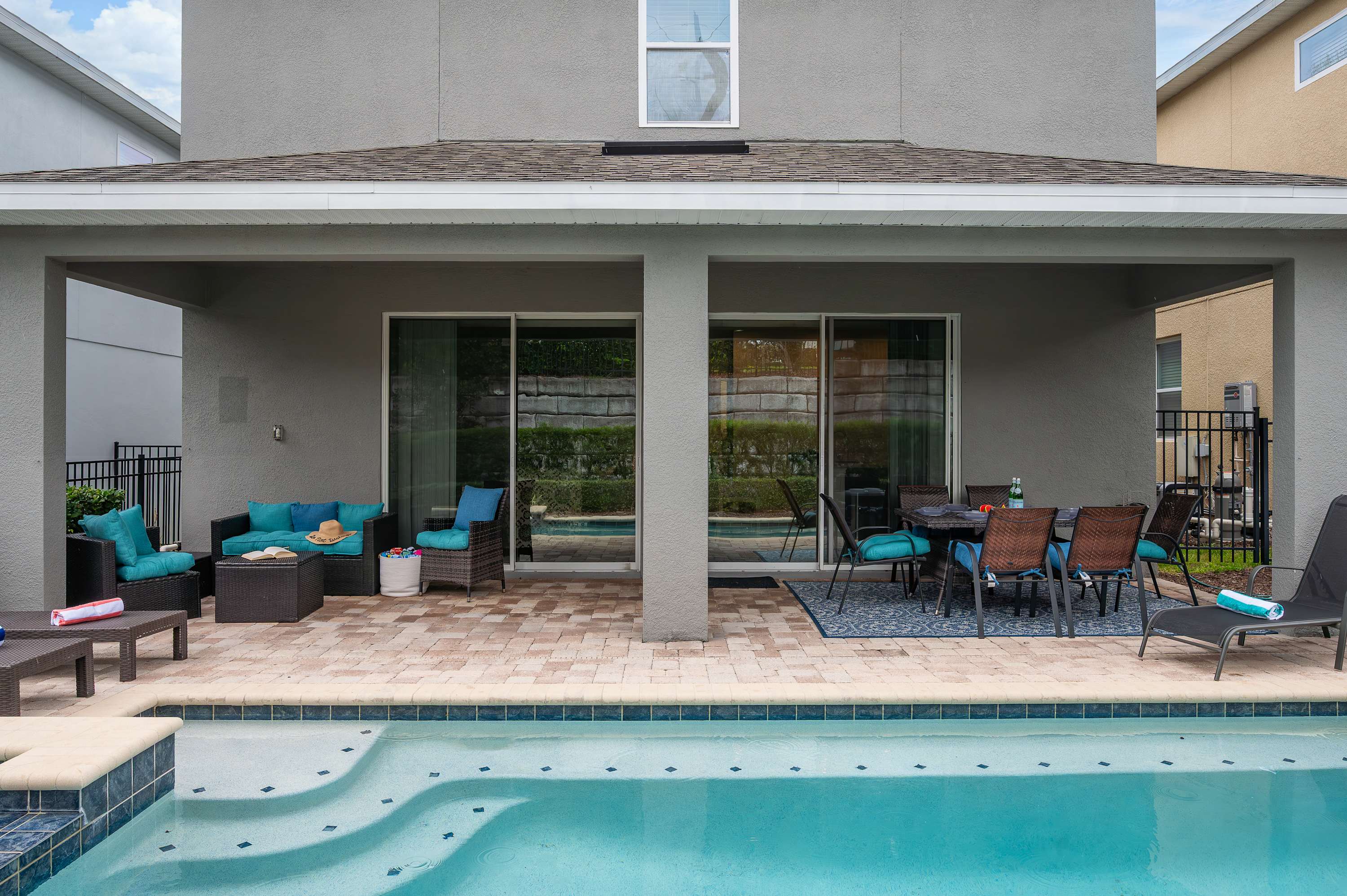 Family getaway w/ pool & game room