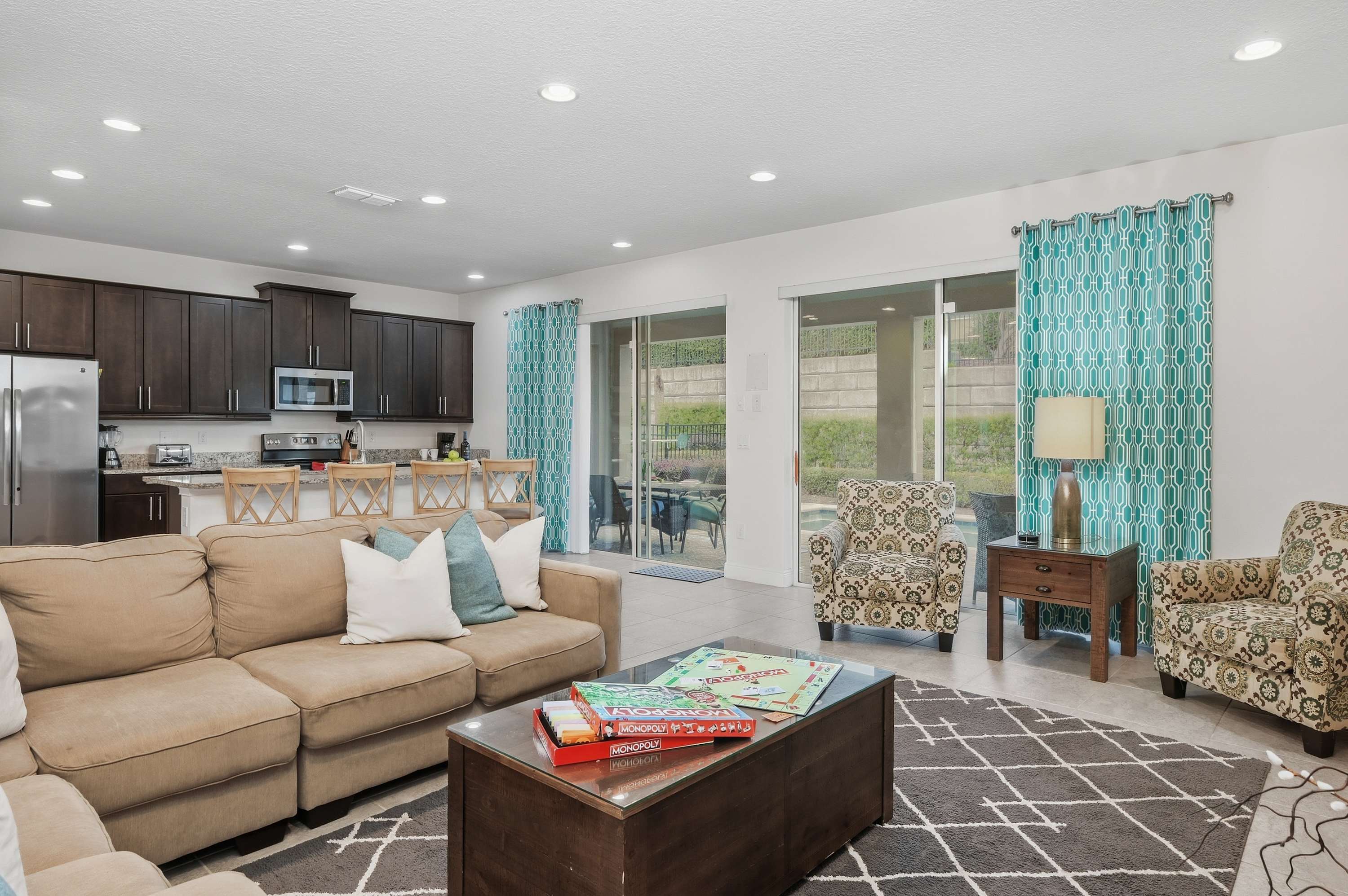 Family getaway w/ pool & game room