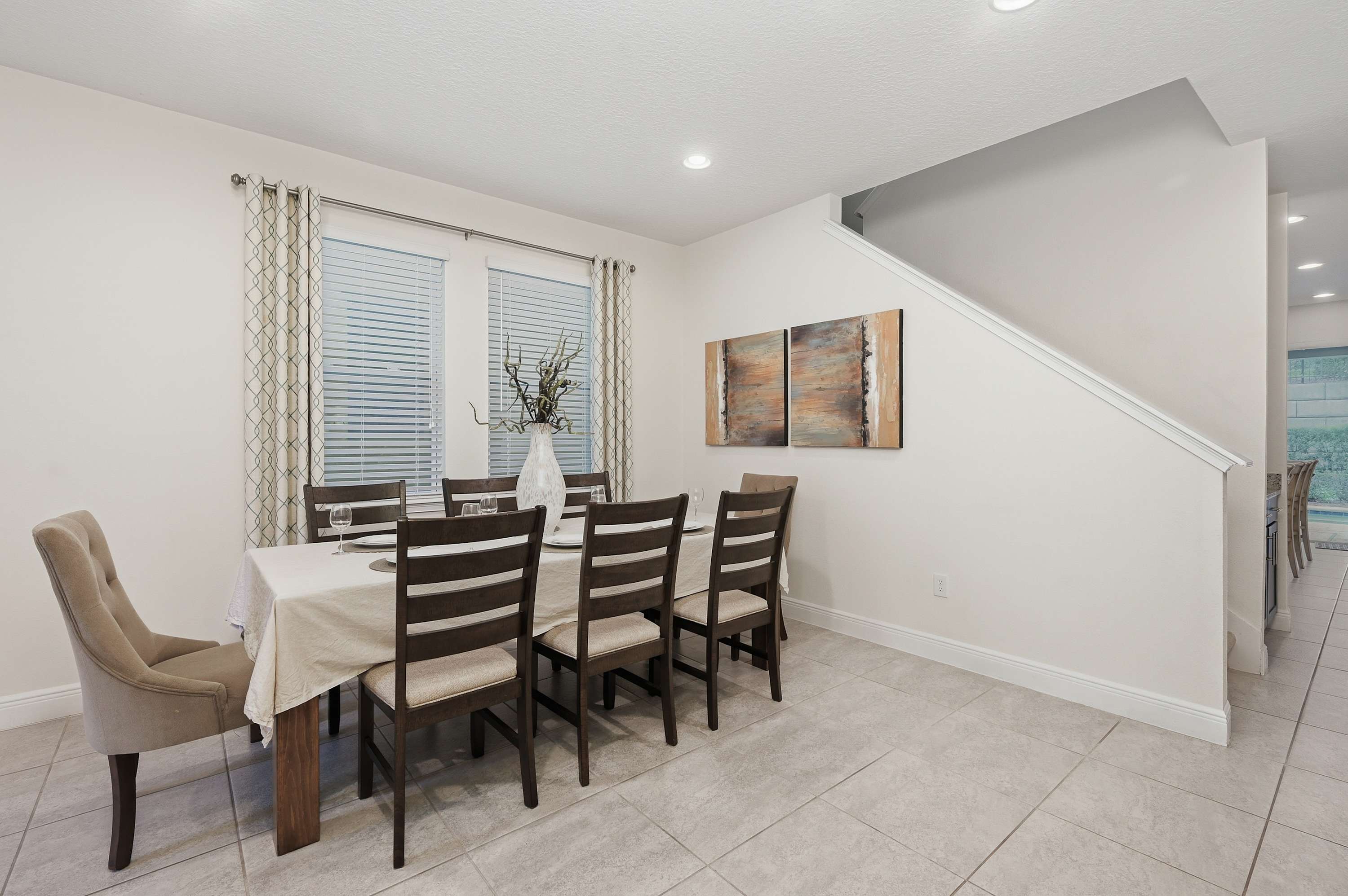 Family getaway w/ pool & game room