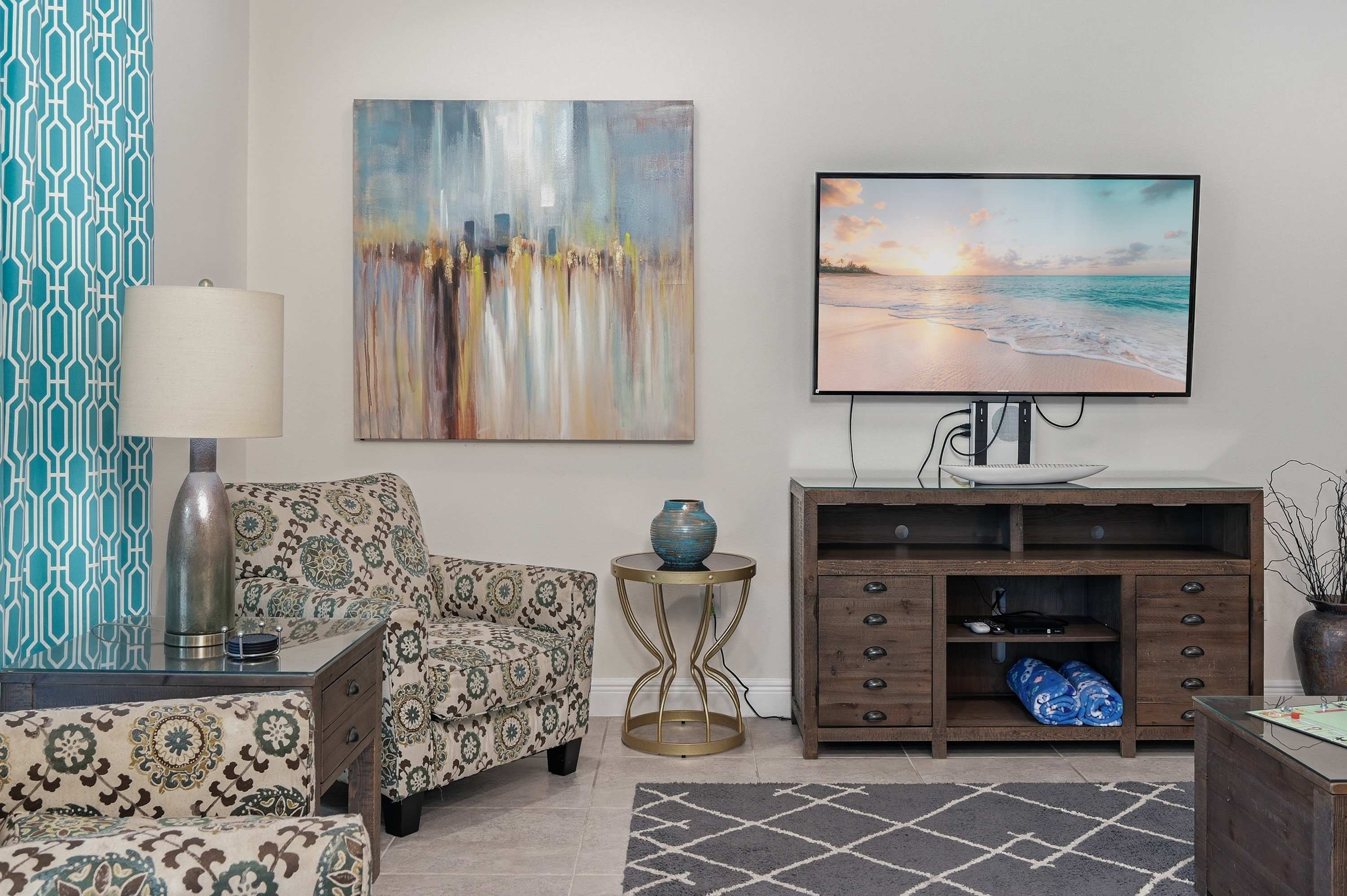 Family getaway w/ pool & game room