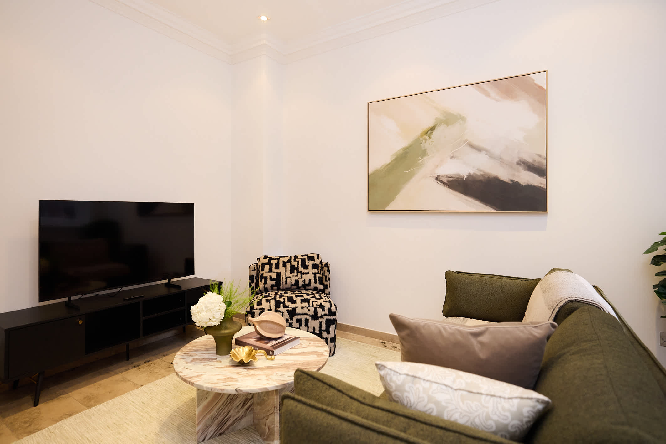 Monochrome & Marble on Hamilton Terrace in Hamilton Terrace 1 NW8 9RE - Property image 6 - VivreStays