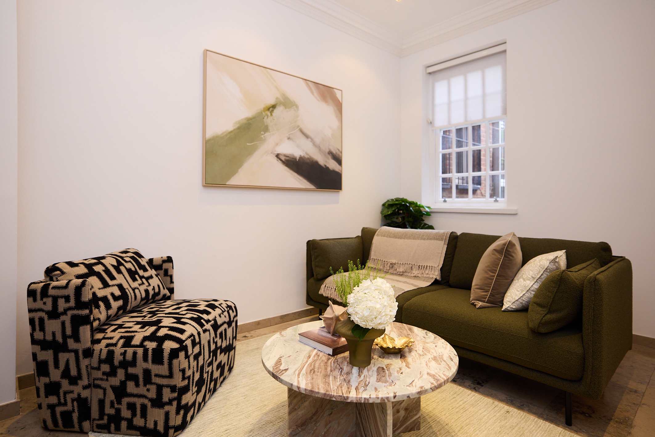 Monochrome & Marble on Hamilton Terrace in Hamilton Terrace 1 NW8 9RE - Property image 7 - VivreStays