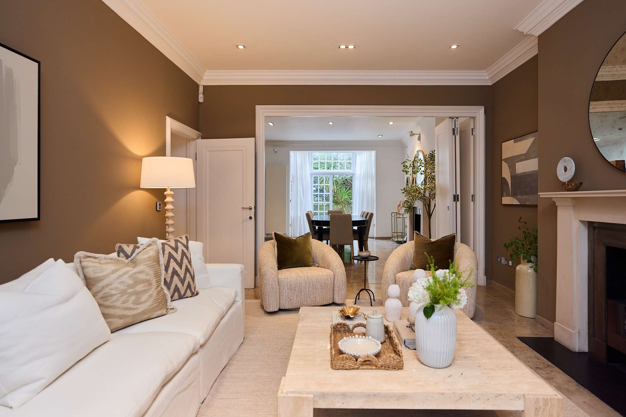 Monochrome & Marble on Hamilton Terrace in Hamilton Terrace 1 NW8 9RE - Property image 4 - VivreStays