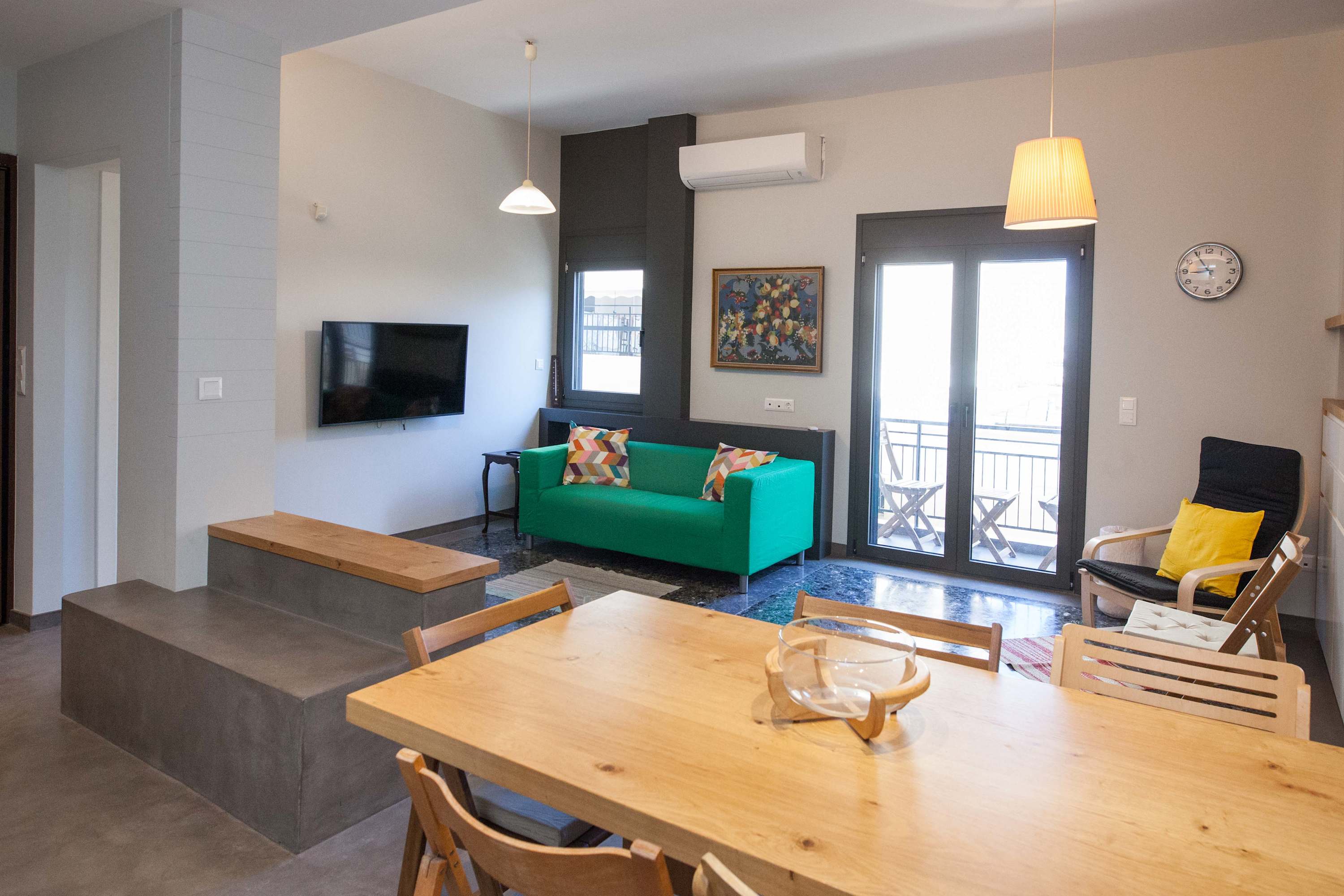 Brand-New Spacious 3 Bd Apt in Piraeus — holiday rental in Piraeus