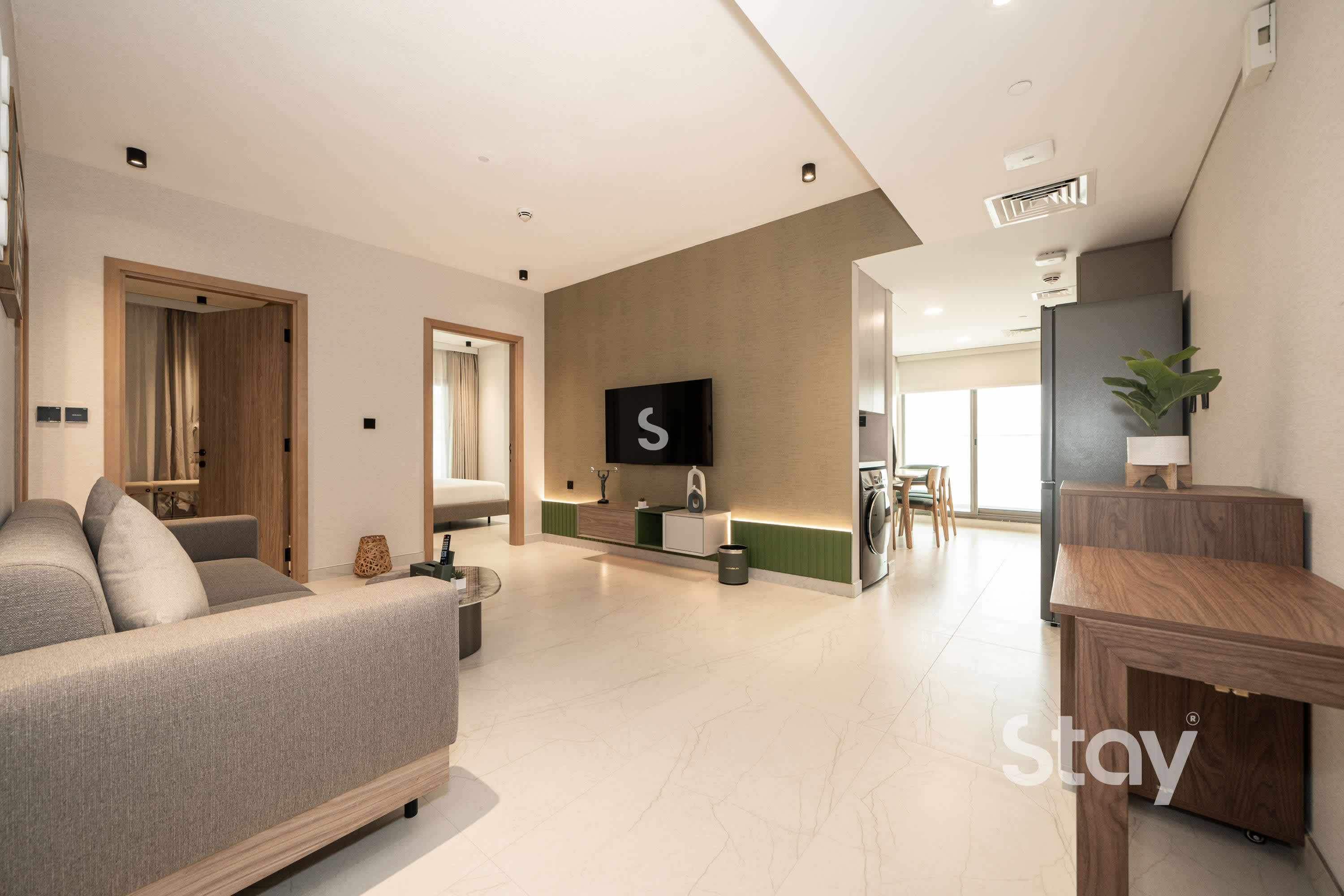Free 1hr Massage: Executive 2BR Wellness Apt, JVT, Dubai