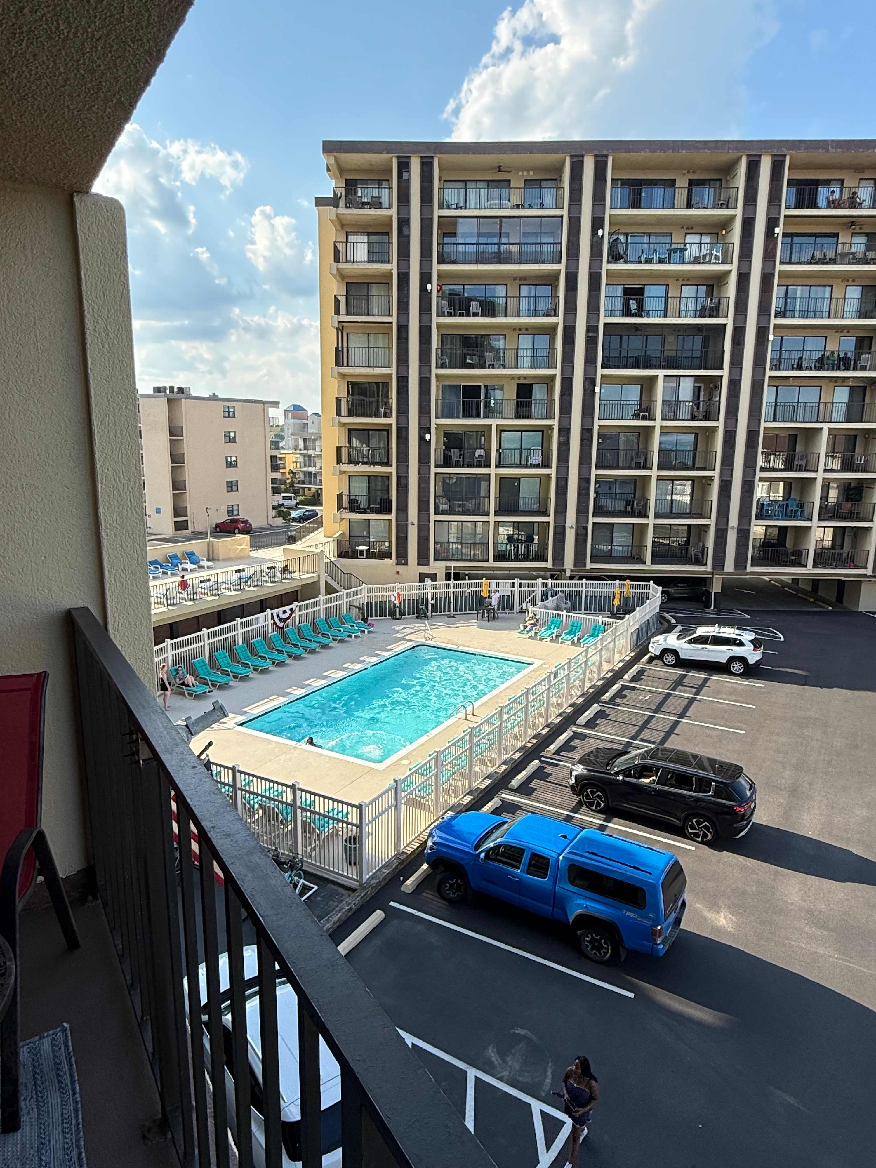 Seatime 407S - Outdoor Pool, Beach! Amazing Aesthetics!