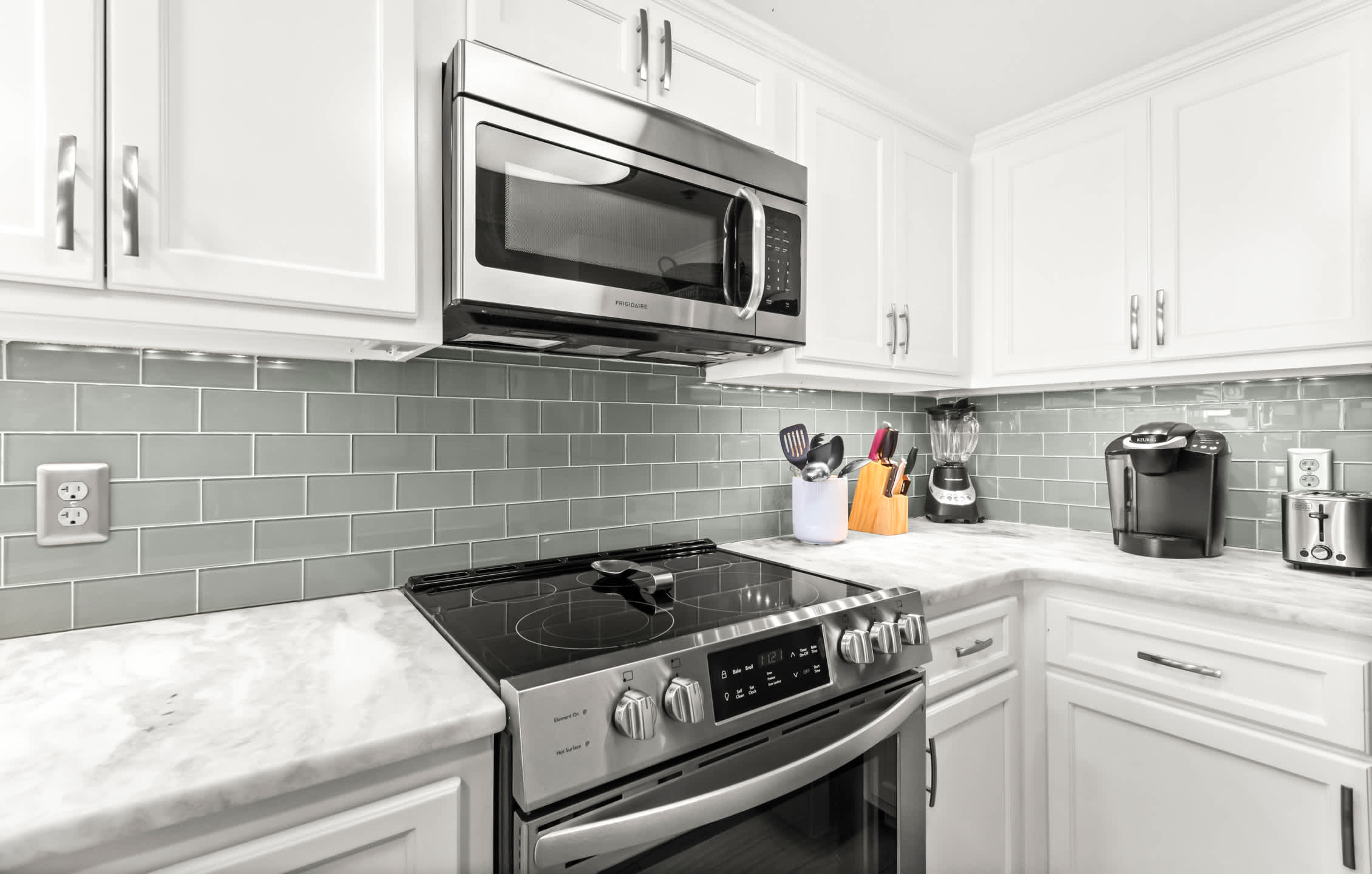 One Seagrove Place 0101 | Photo 5