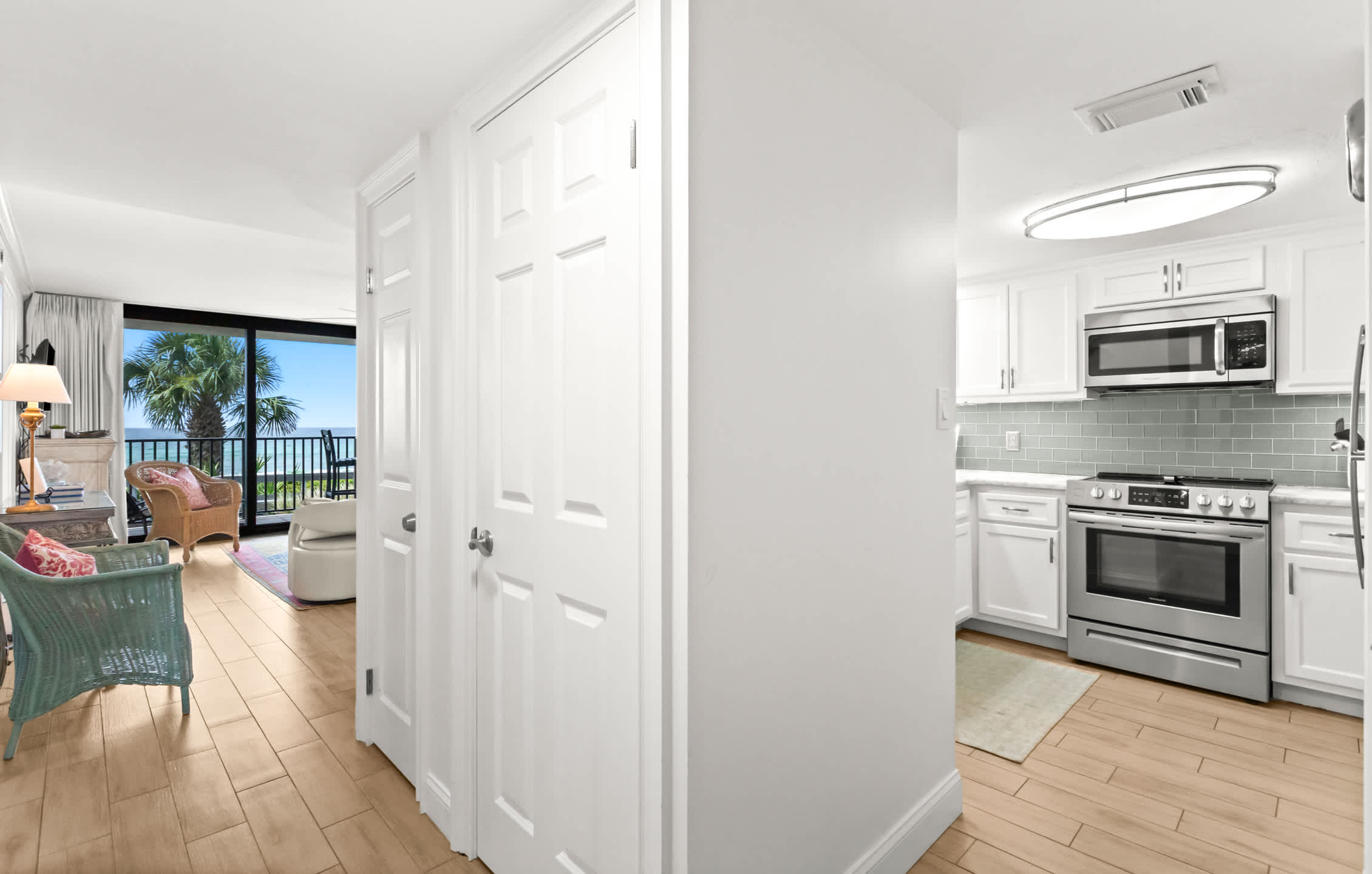 One Seagrove Place 0101 | Photo 3