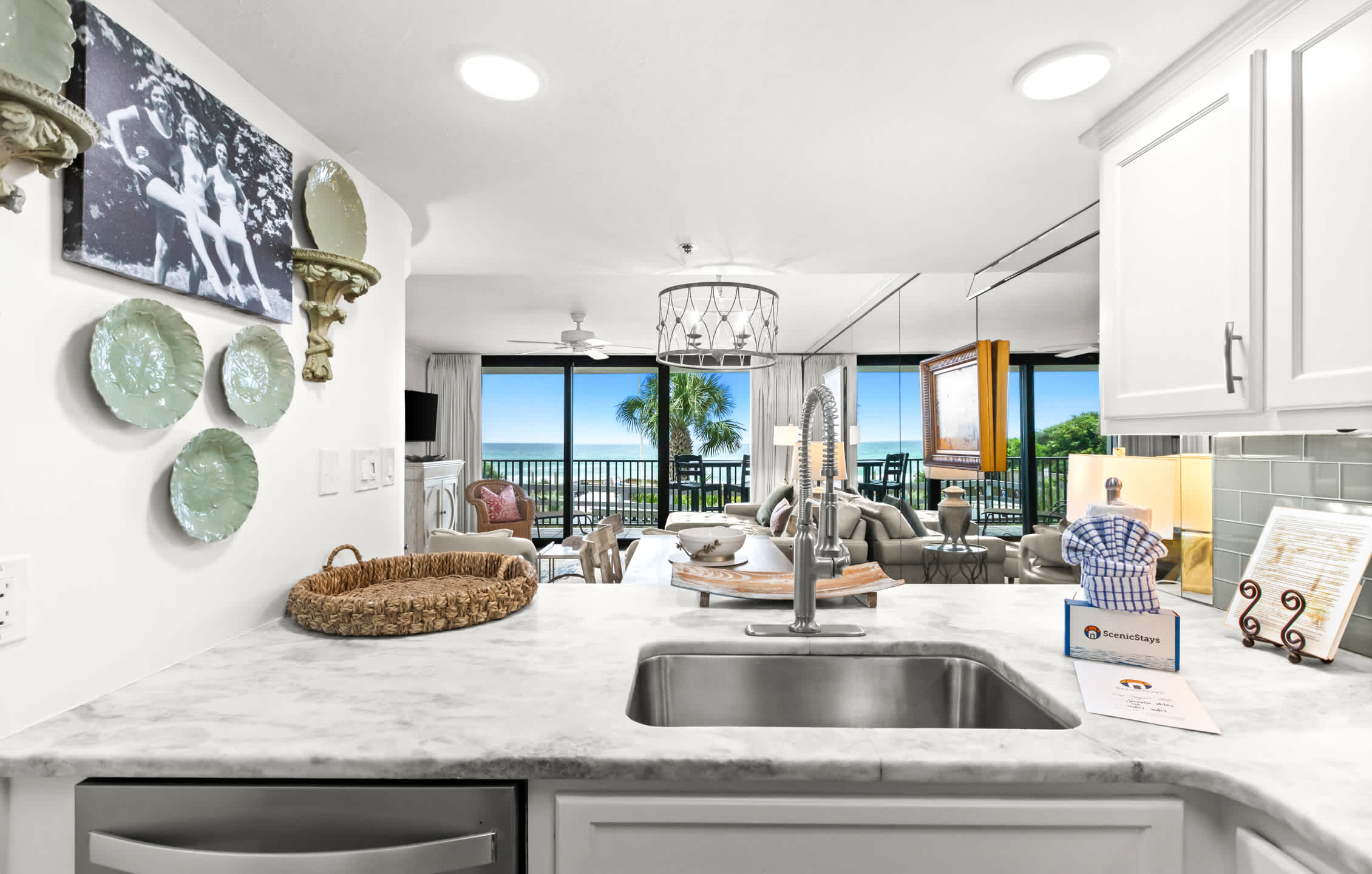 One Seagrove Place 0101 | Photo 6