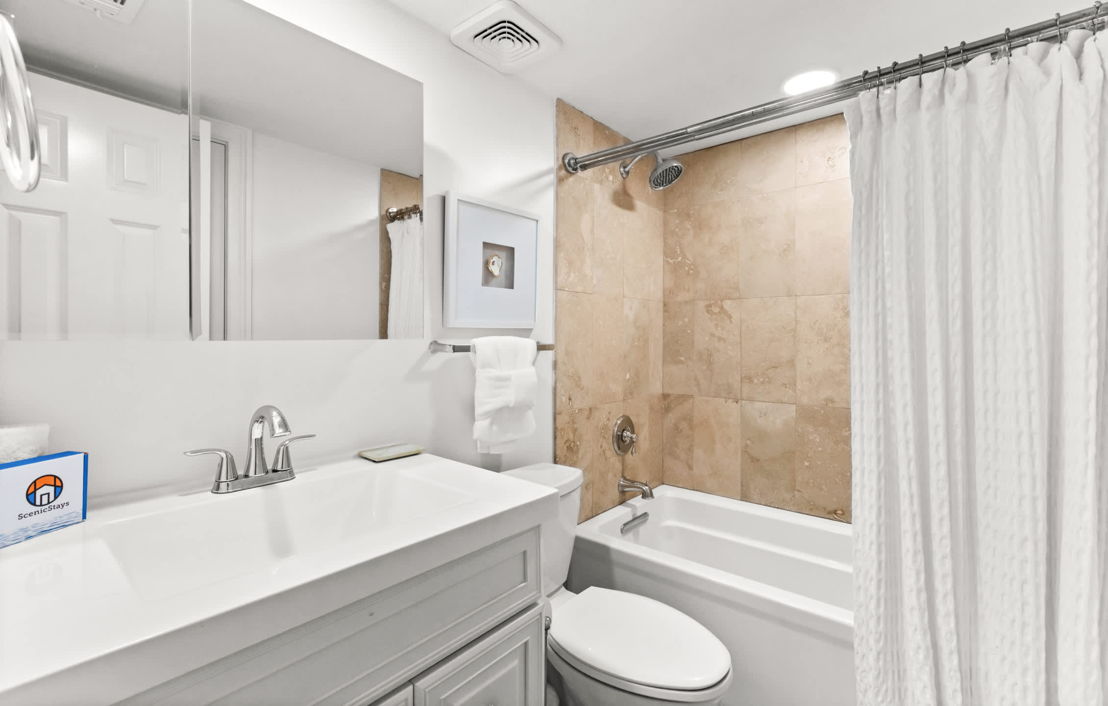 One Seagrove Place 0101 | Photo 18