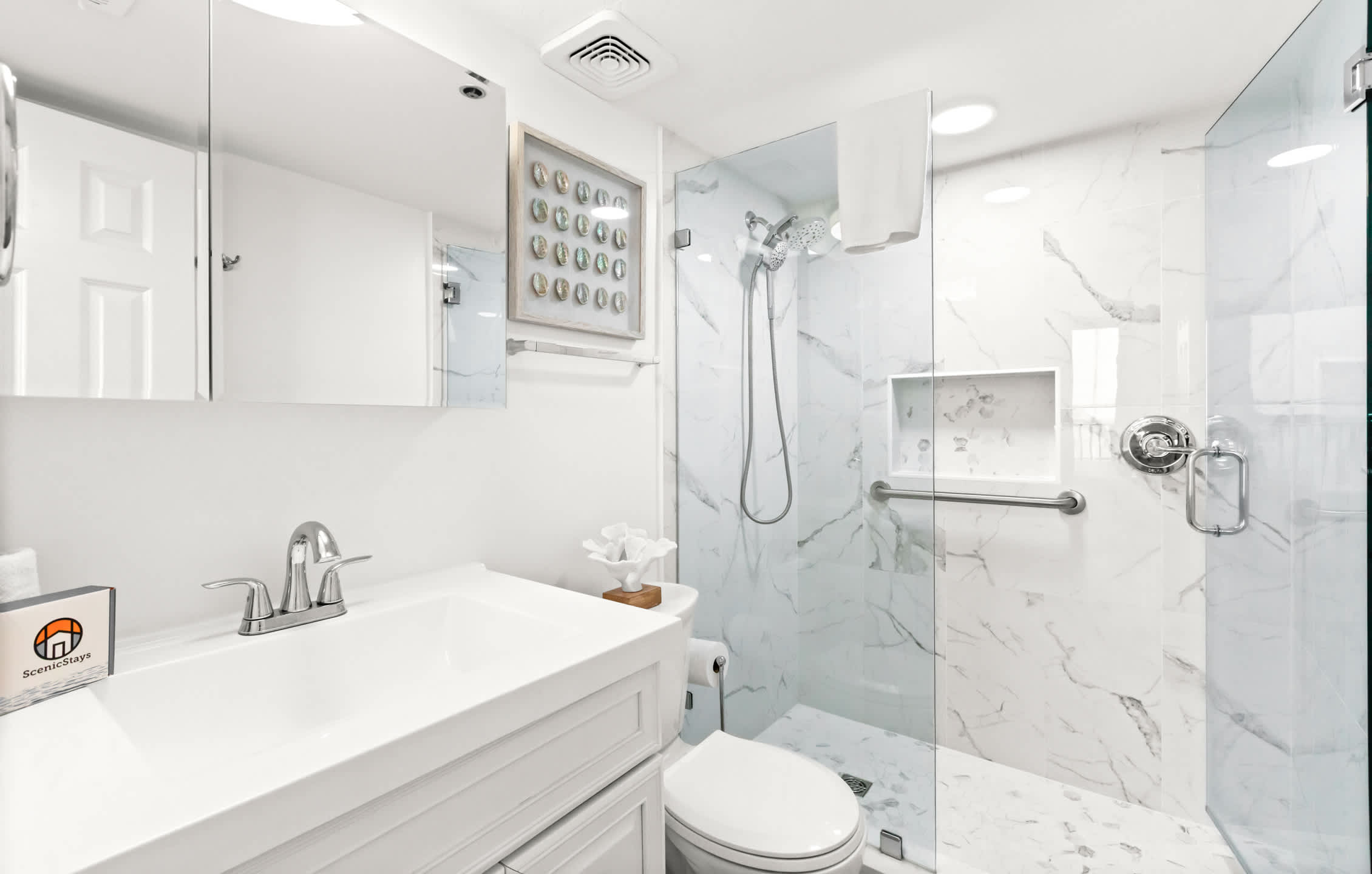 One Seagrove Place 0101 | Photo 22