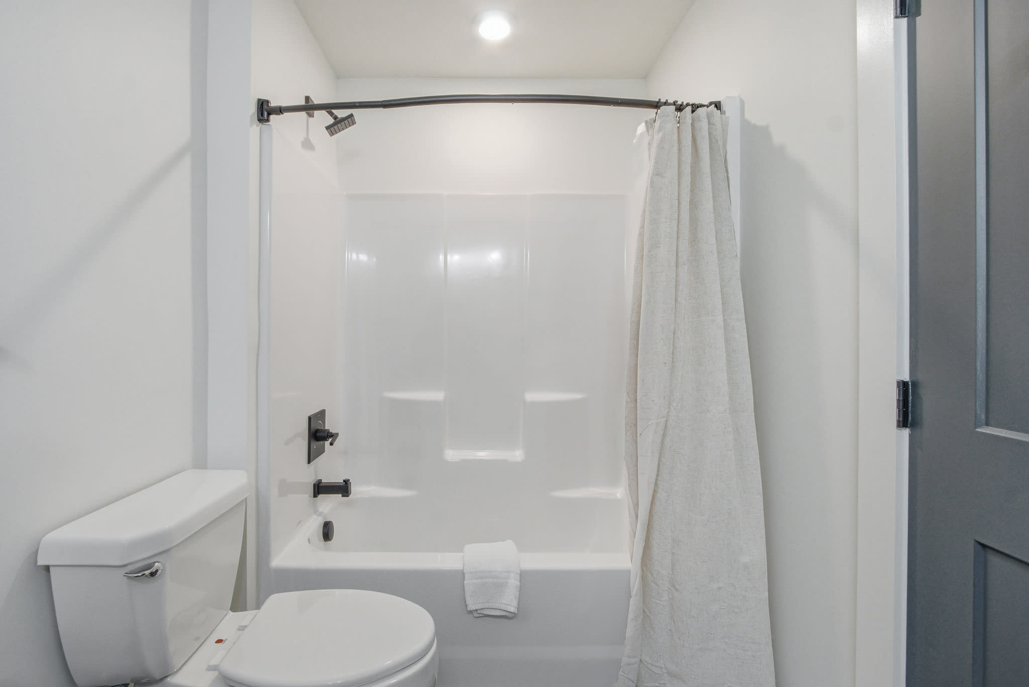Smokies Edge Condos King/ 2 Twins – photo 3