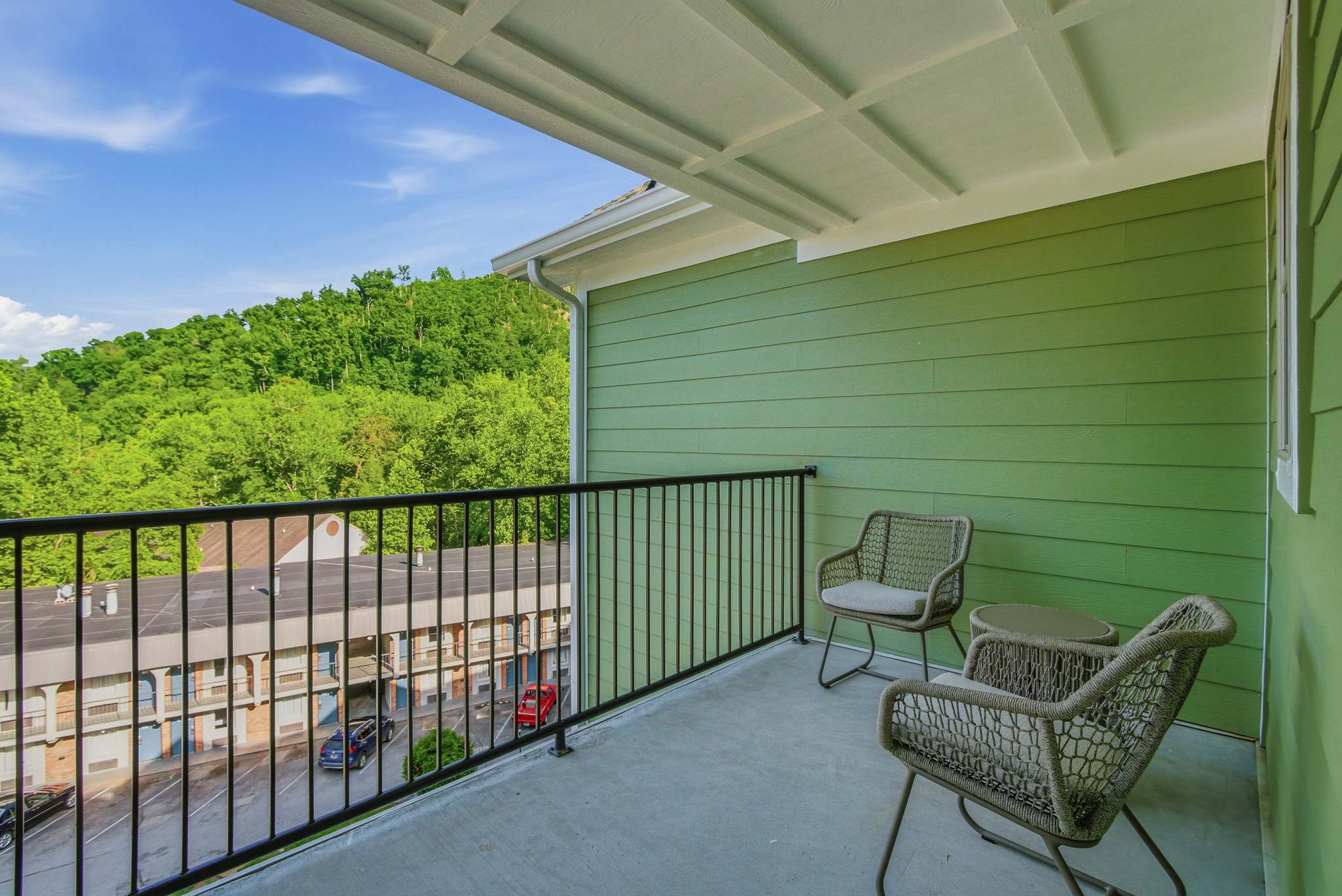 Smokies Edge Condos King/ 2 Twins – photo 5