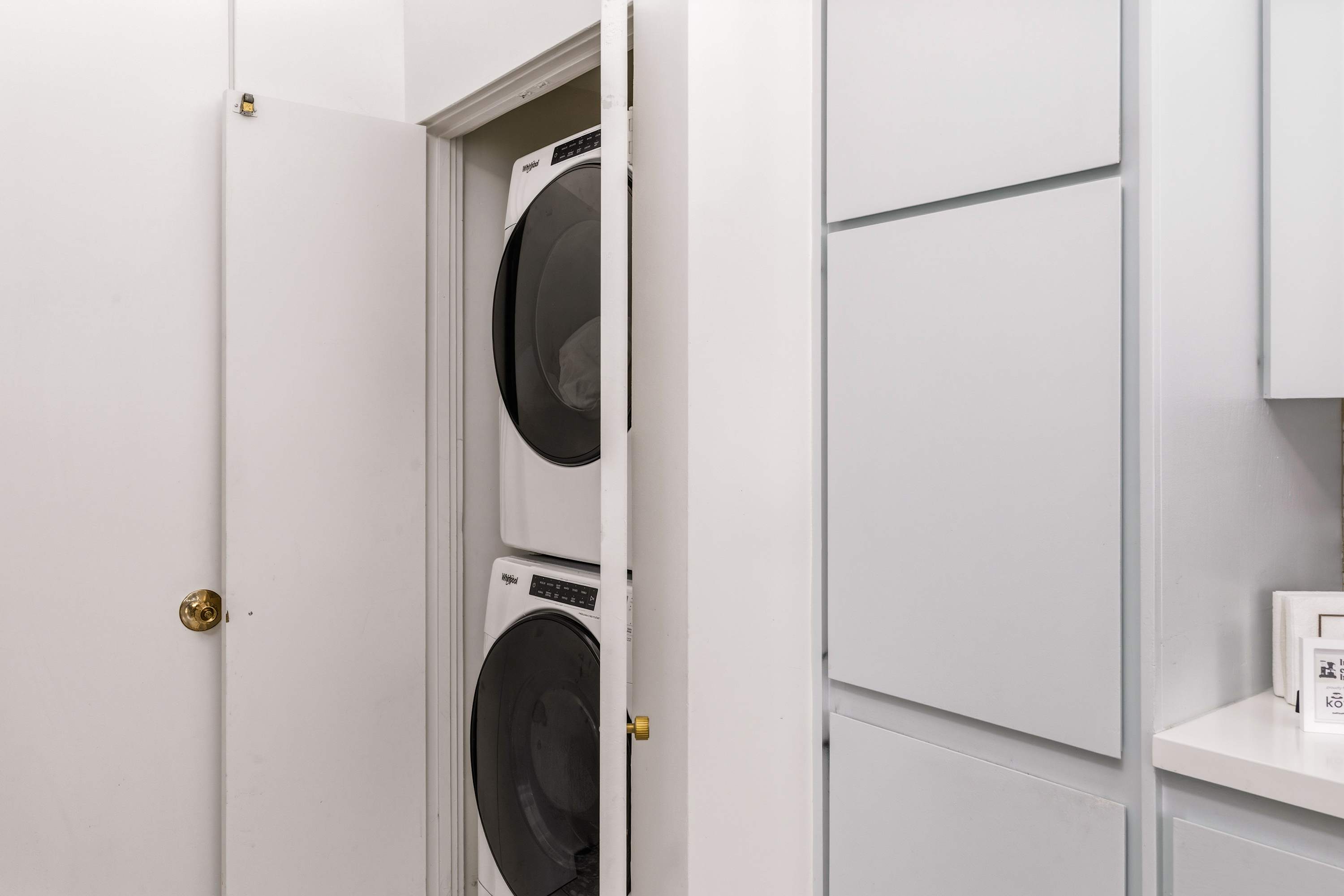 Washer/Dryer | Sandpiper Empress in Palm Desert, California by Luxus Vacation Properties