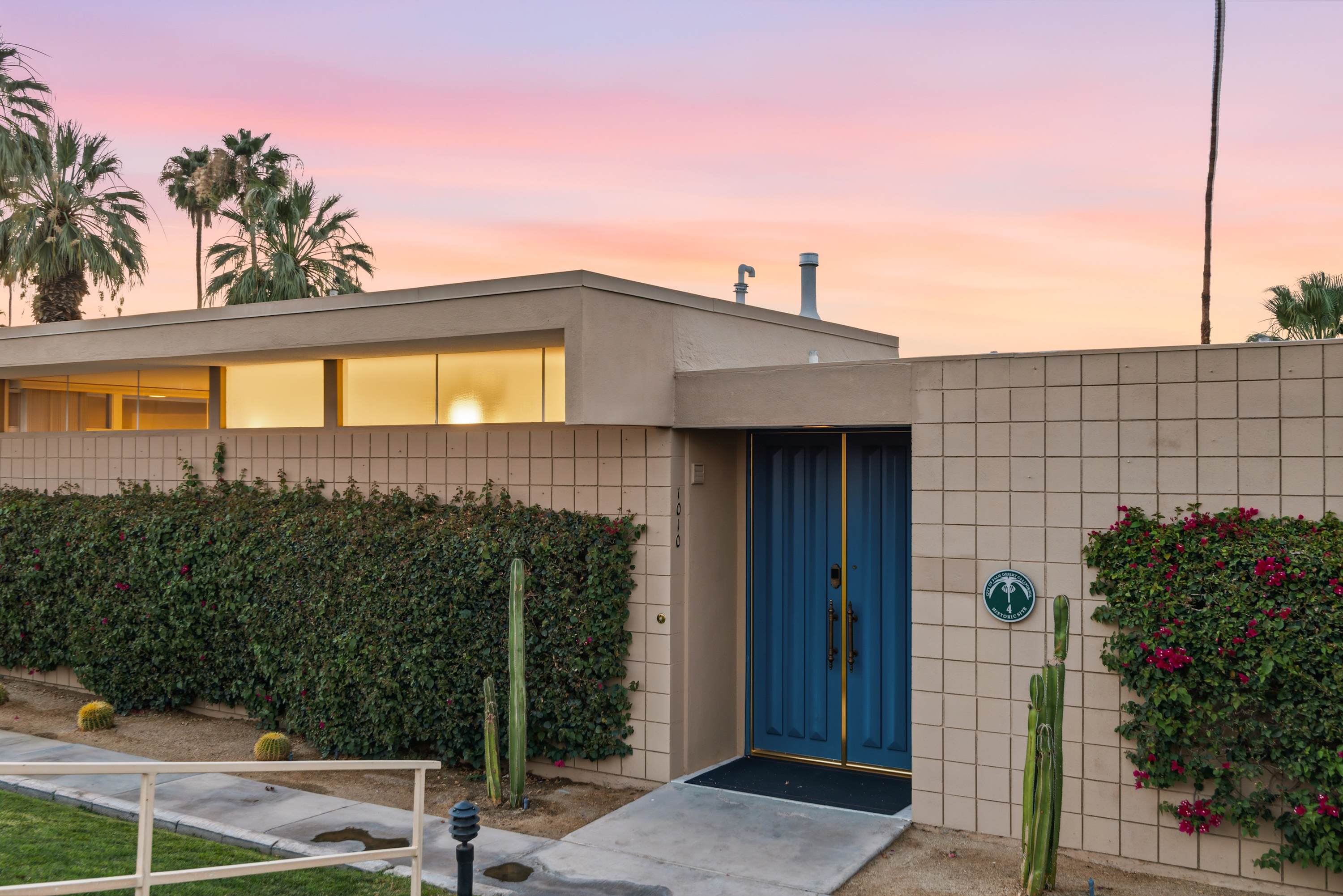 Sandpiper Empress in Palm Desert, California by Luxus Vacation Properties