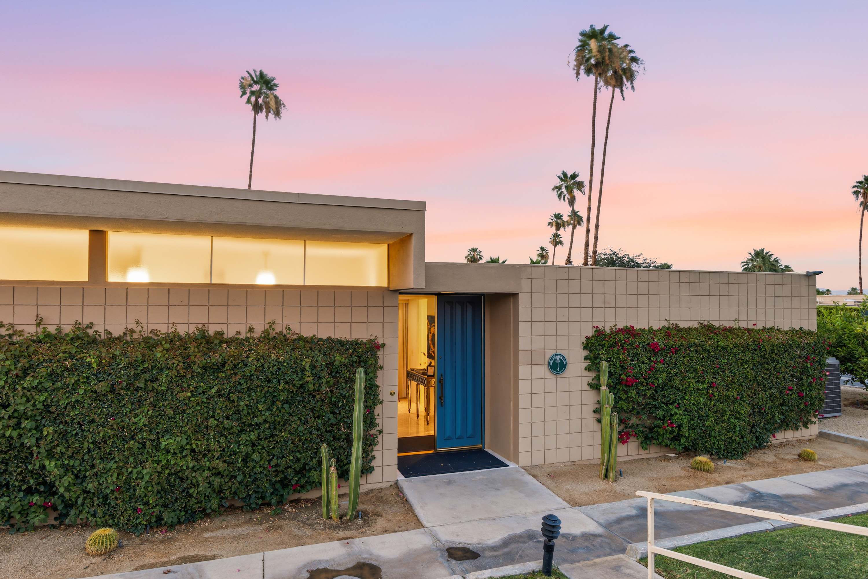 Sandpiper Empress in Palm Desert, California by Luxus Vacation Properties