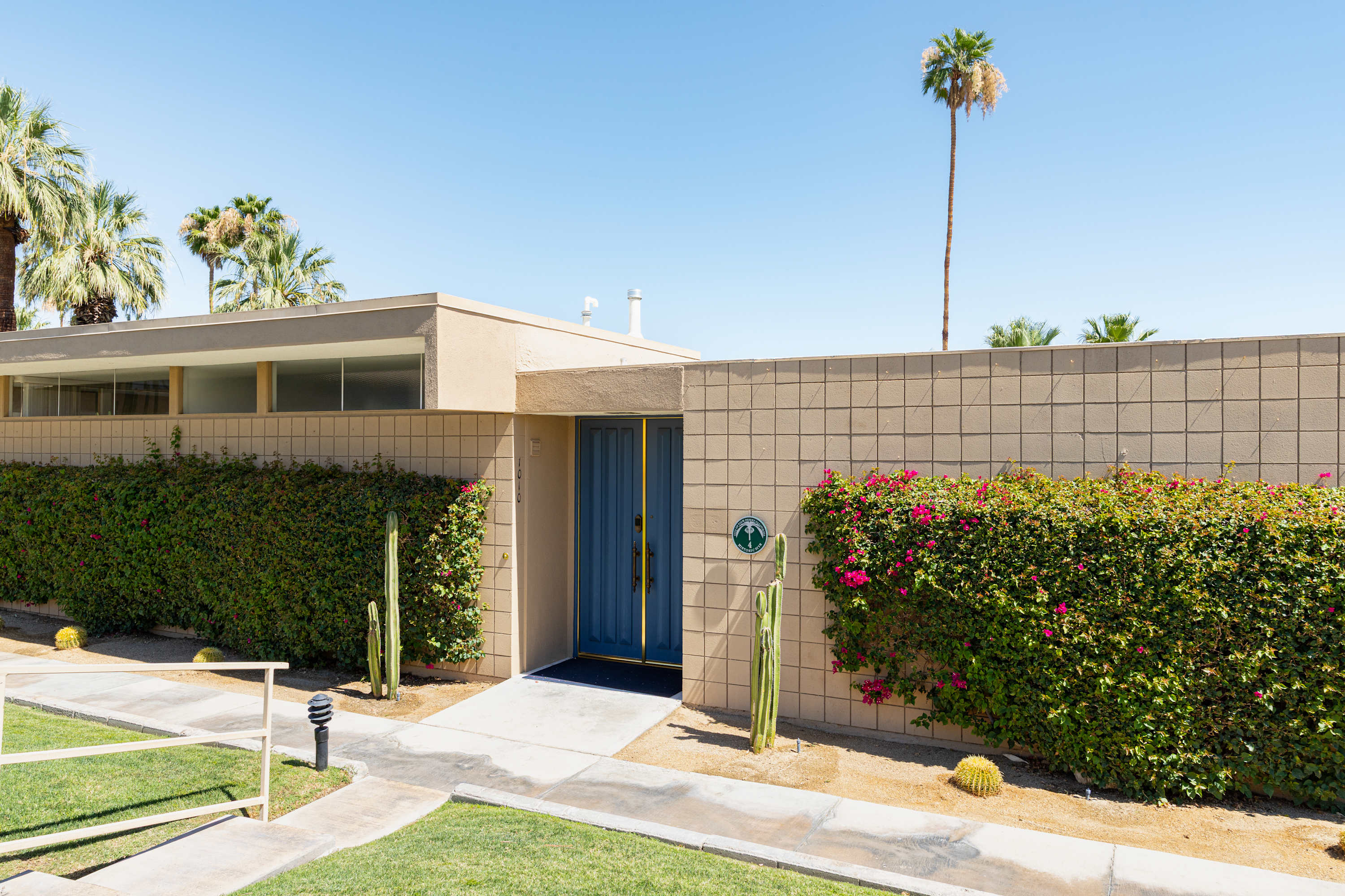 Sandpiper Empress in Palm Desert, California by Luxus Vacation Properties